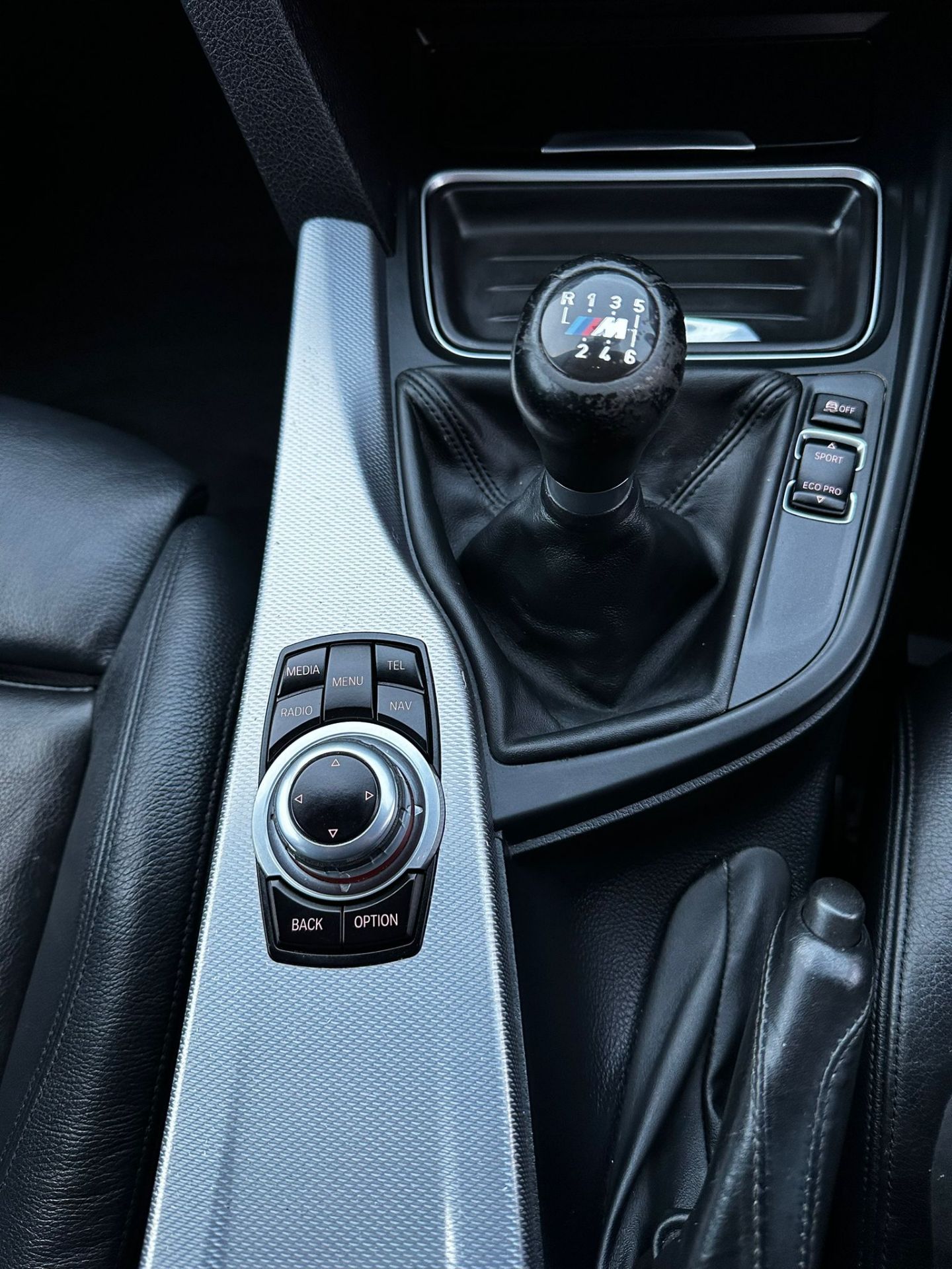2013 BMW 318D M SPORT GREY SALON *NO VAT* - Image 17 of 22
