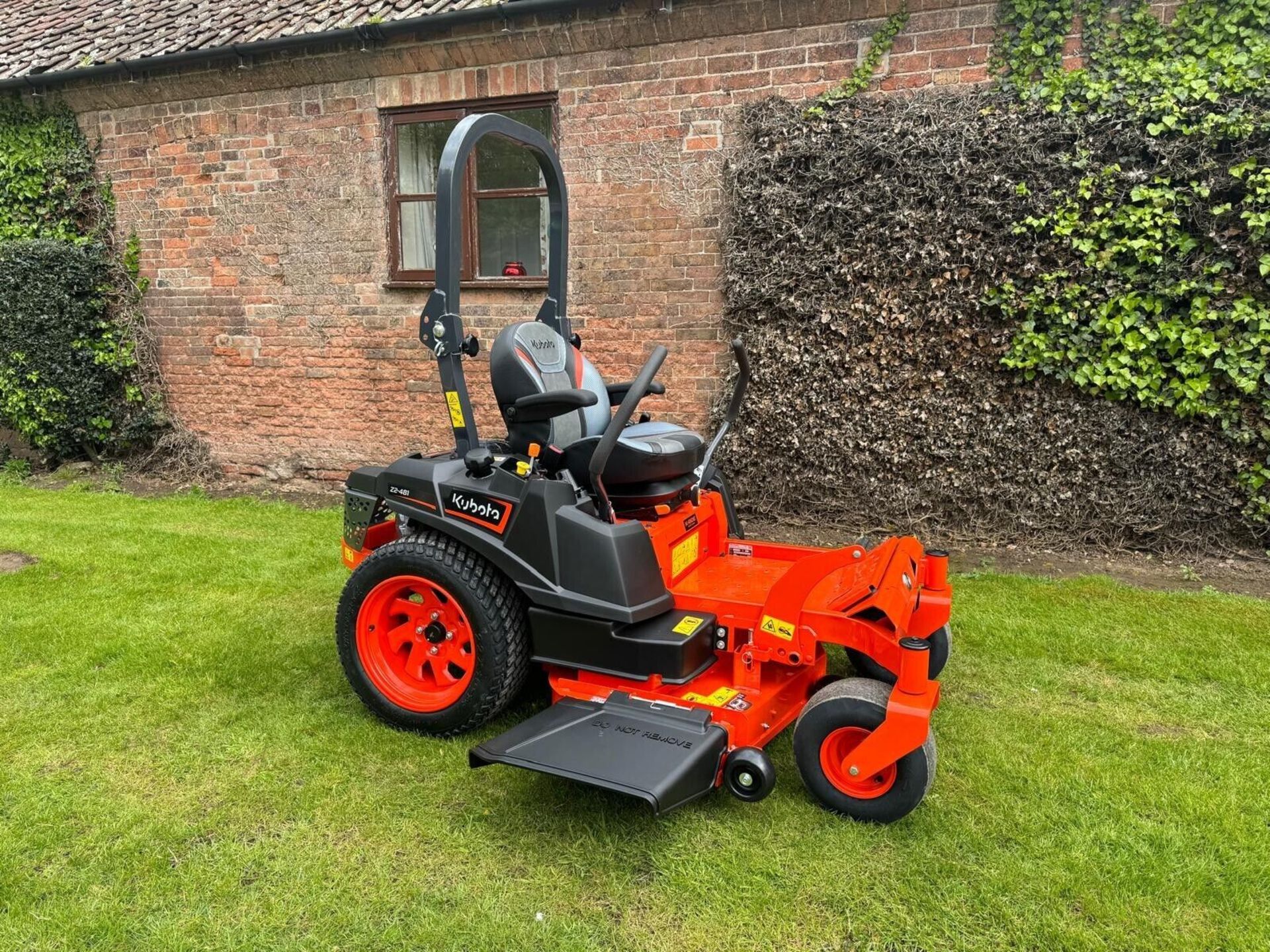 Brand New Kubota Z2-481 Zero Turn Mower *PLUS VAT*