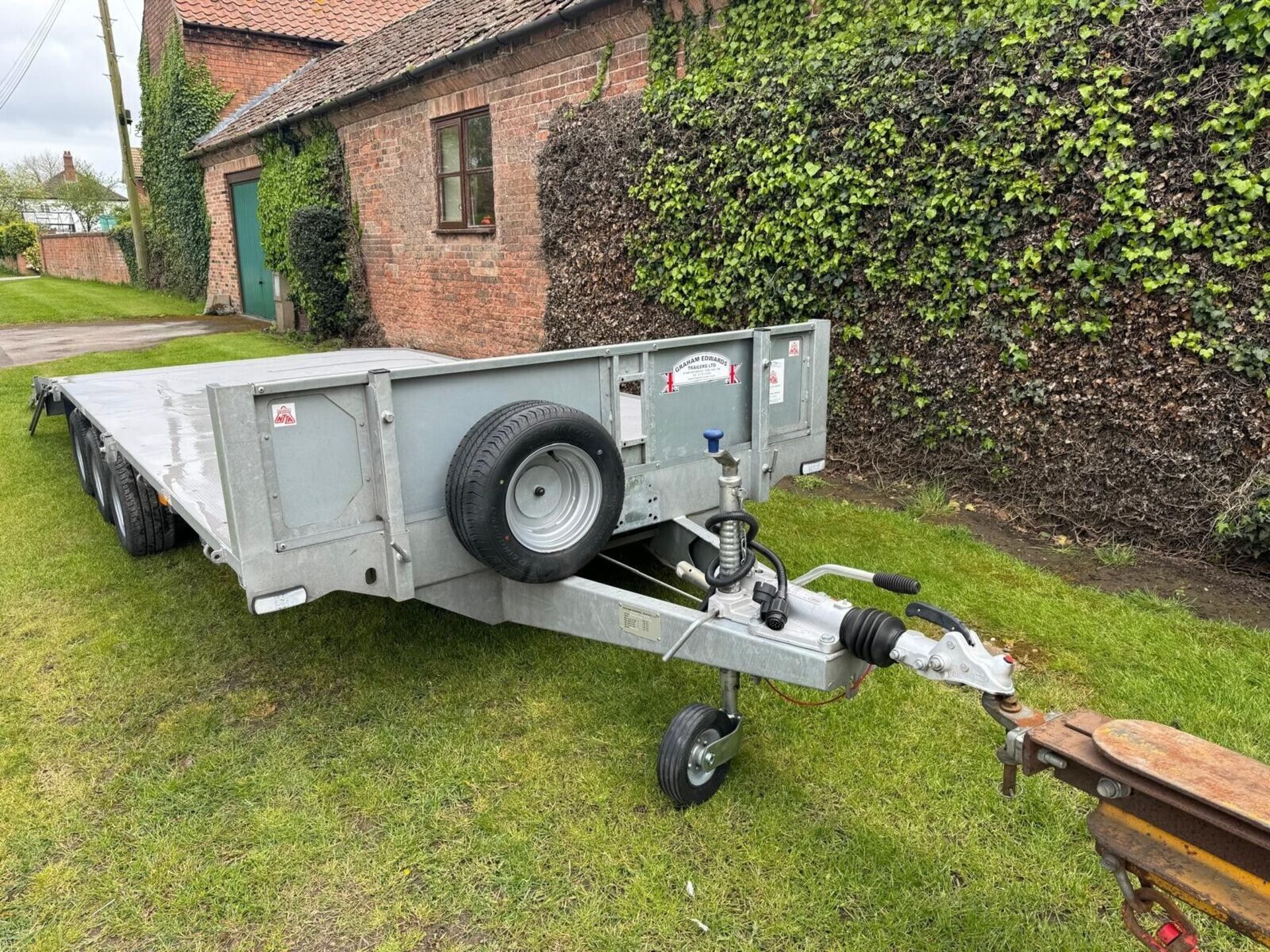 Graham Edwards Trailer 16’ x 6’ 6” 3.5 Ton Tri Axle Beaver Tail with Full Width Tail Ramp *PLUS VAT* - Bild 6 aus 9