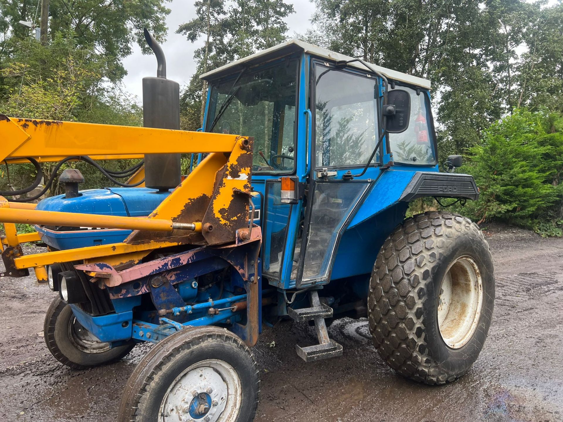 FORD 4110 54HP TRACTOR WITH BOMFORD LOADER *PLUS VAT* - Image 7 of 15