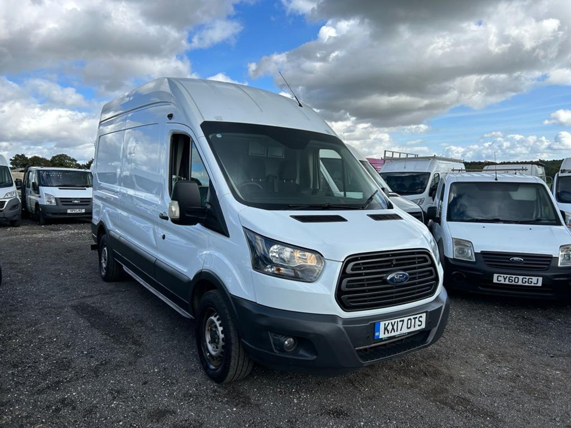 2017 FORD TRANSIT 350 WHITE PANEL VAN *NO VAT*