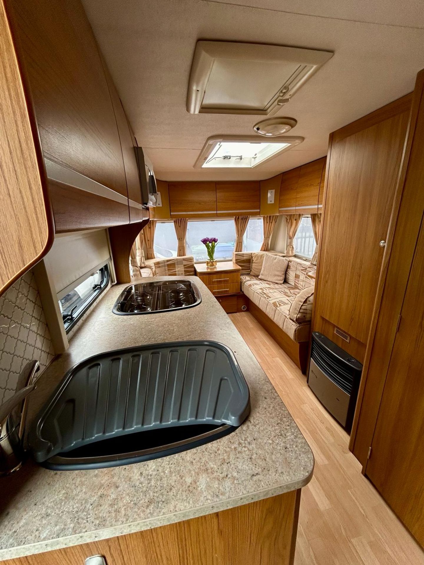 2010 BAILEY PAGEANT SERIES 7 MOVER & AWNING CARAVAN *NO VAT* - Image 12 of 19