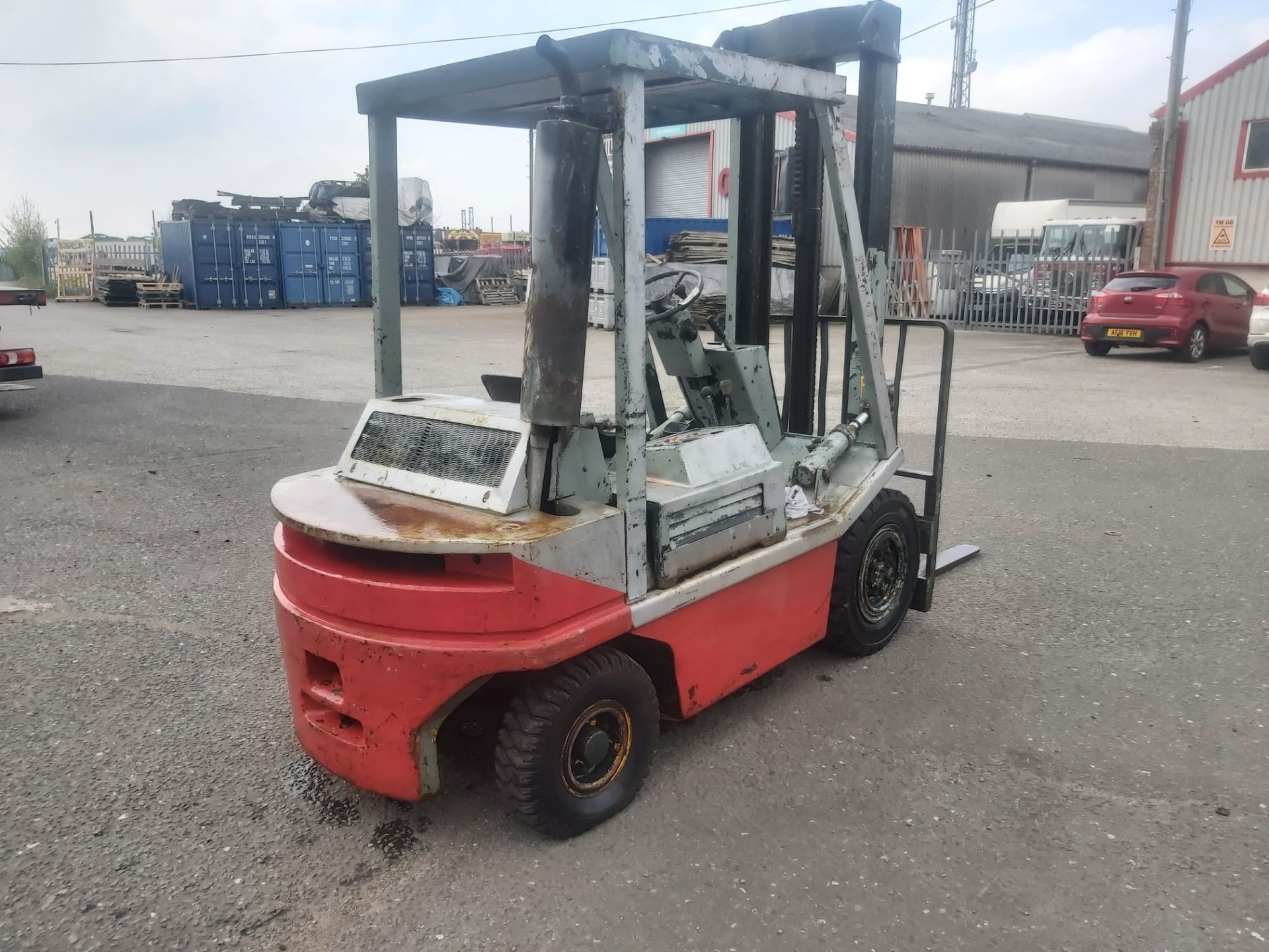 2 TON DIESEL LANSING FORKLIFT YARD TRUCK *PLUS VAT* - Image 9 of 17