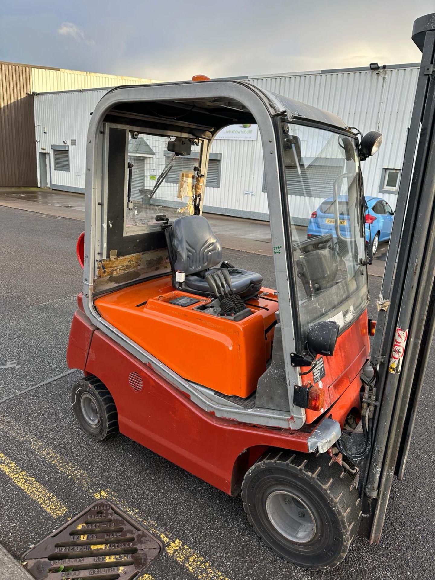 2003 2 ton LPG Fork Lift *PLUS VAT* - Image 4 of 14