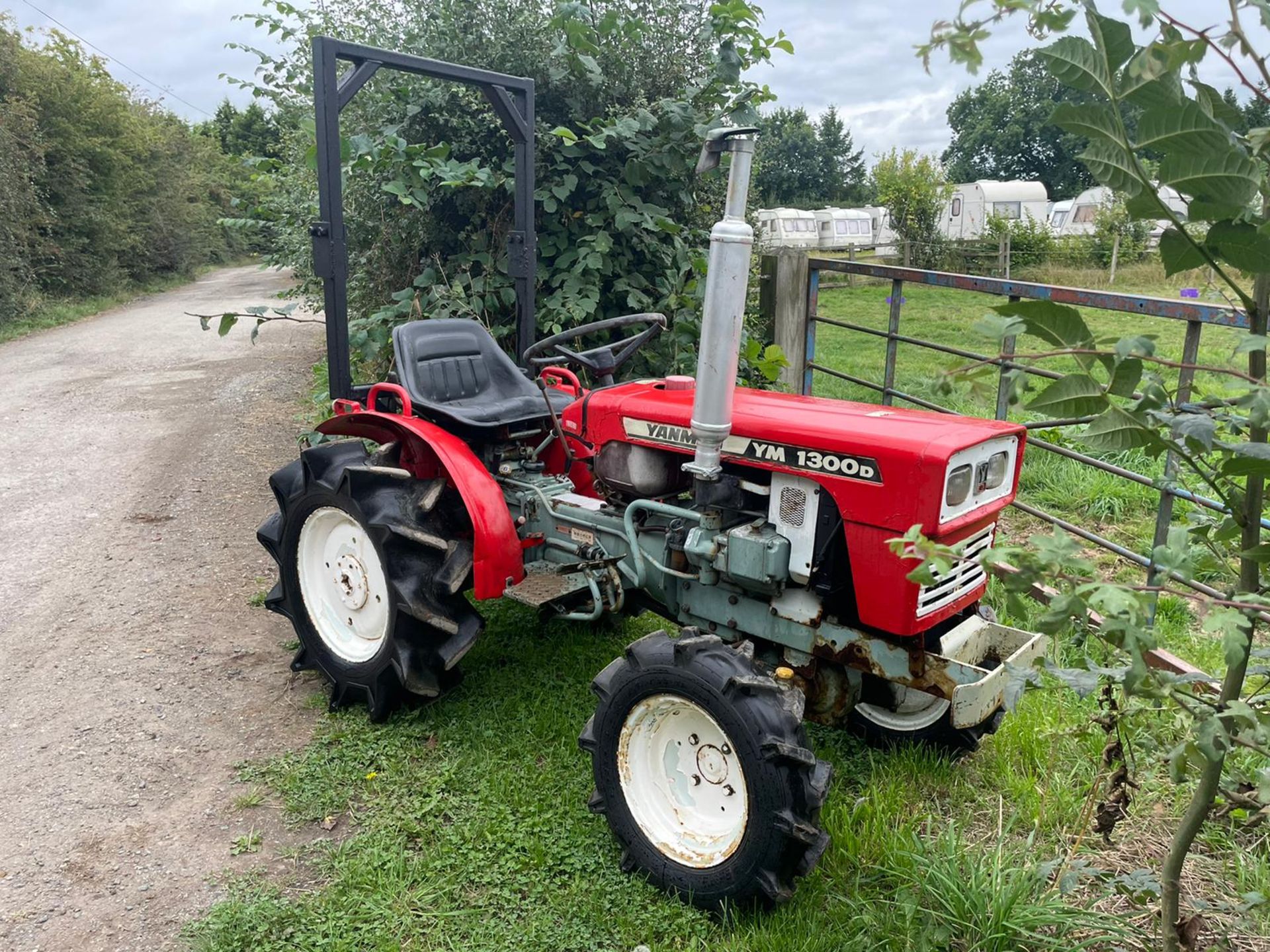YANMAR YM1300D DIESEL COMPACT TRACTOR, RUNS DRIVES AND WORKS, A LOW 415 HOURS, 13hp *PLUS VAT* - Image 2 of 8
