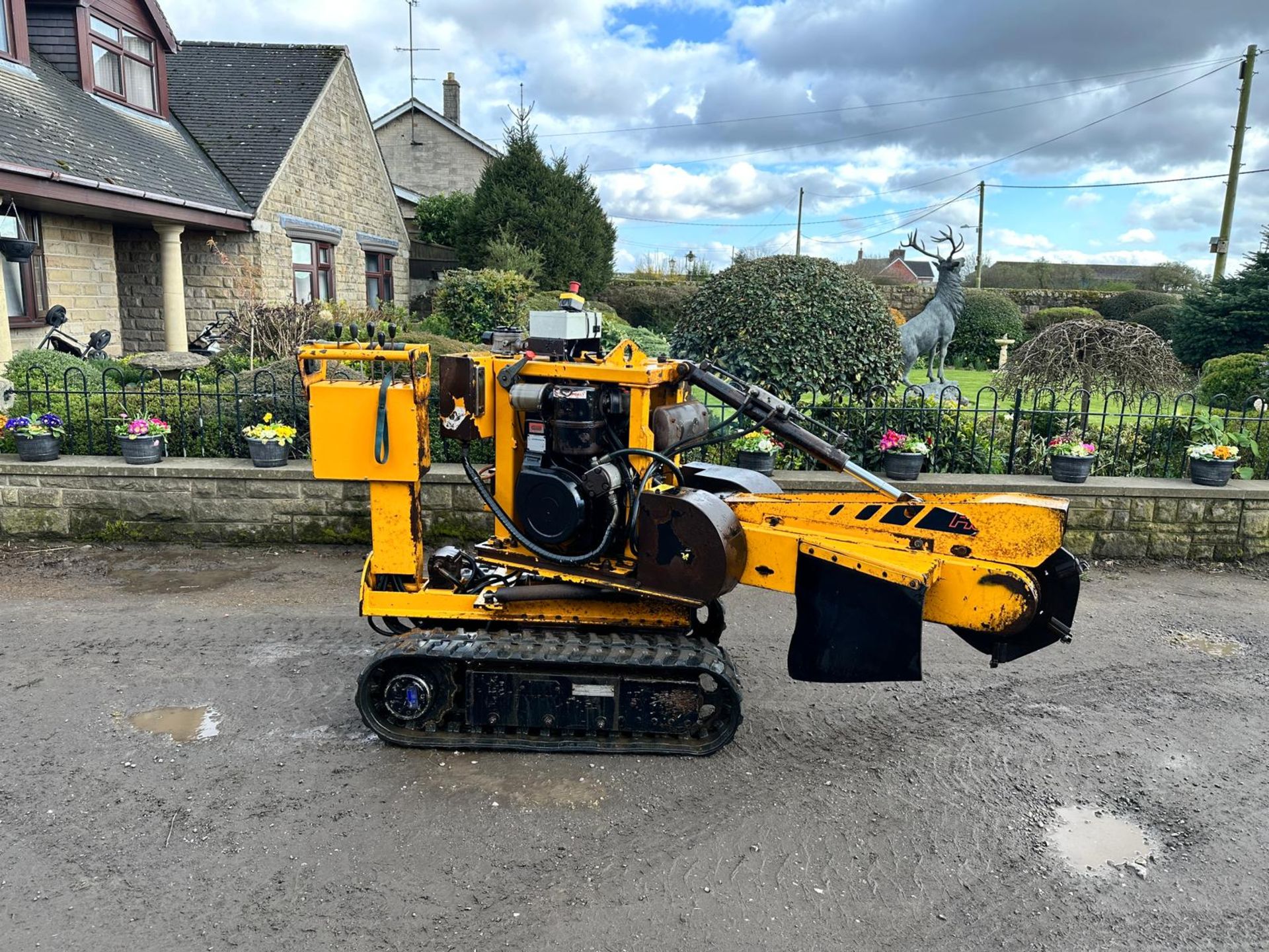 PREDATOR R28T DIESEL TRACKED STUMP GRINDER *PLUS VAT* - Image 5 of 16