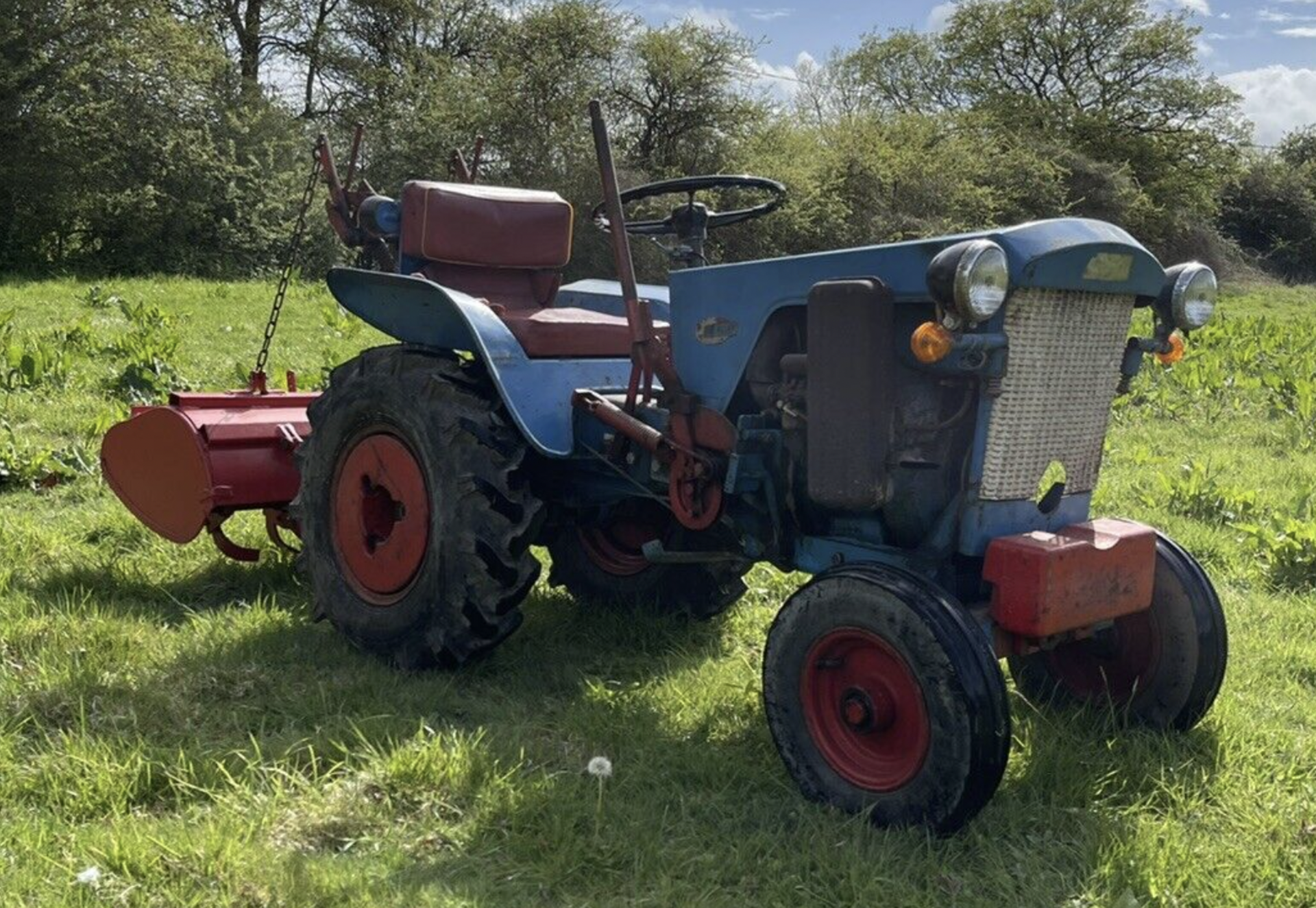 Gutbrod tractor and rotavator - Bild 3 aus 10