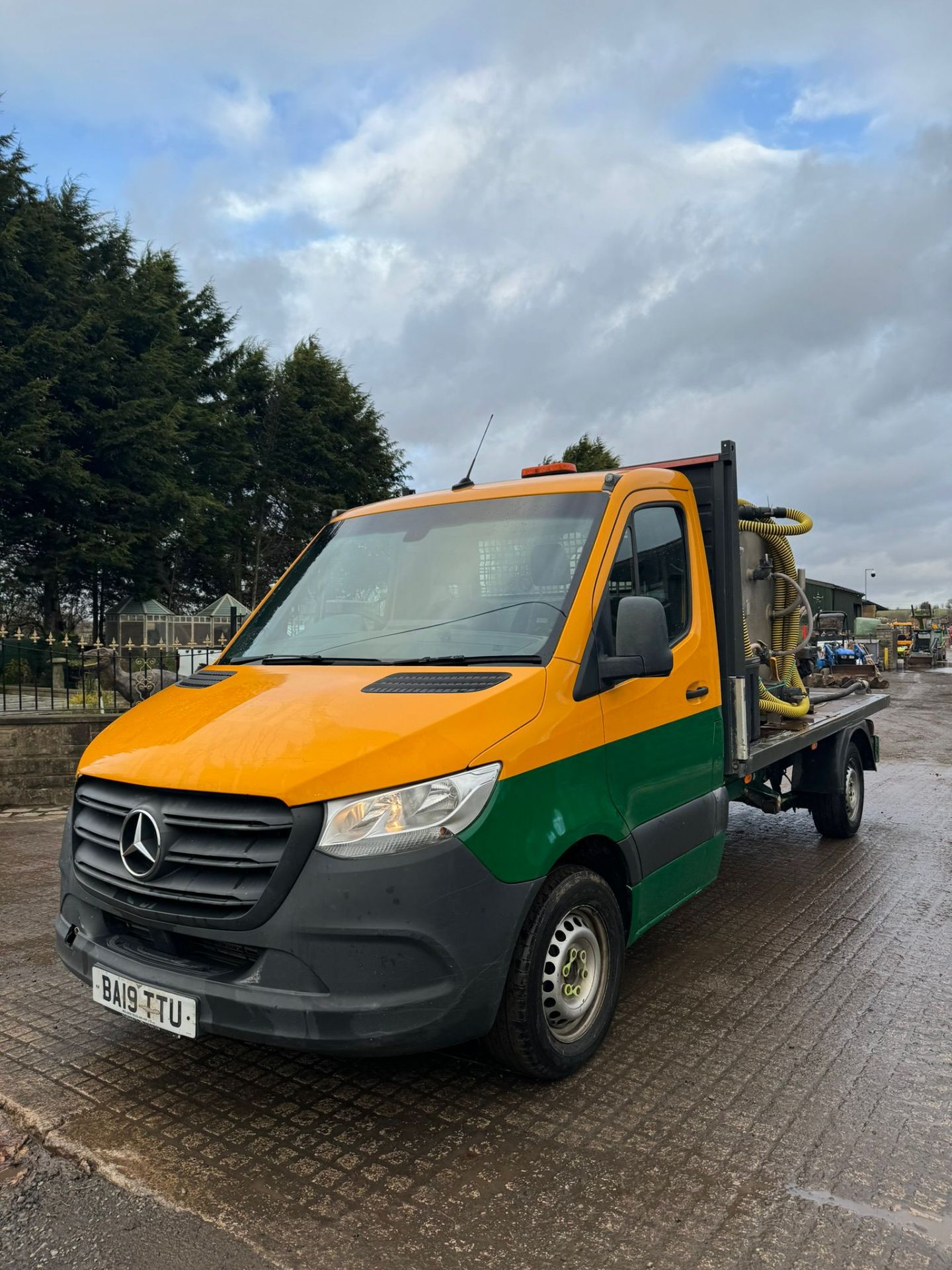 2019 MERCEDES BENZ 314 MWB SPRINTER WITH 1000 LTR TOILET SUCTION EQUIPMENT FITTED *PLUS VAT* - Image 3 of 18