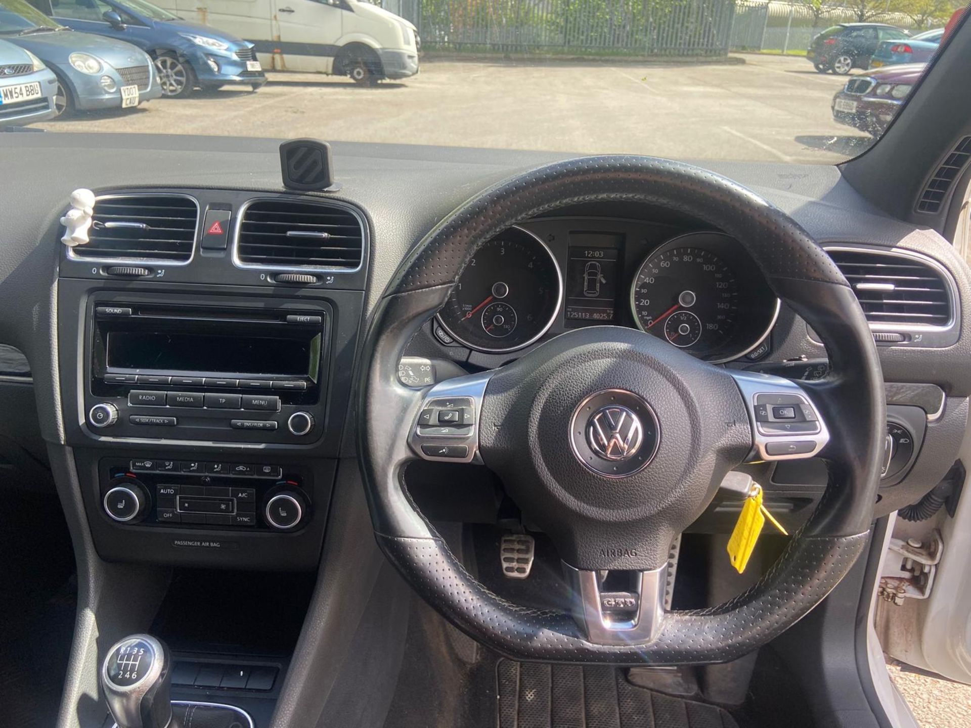 2012 VOLKSWAGEN GOLF GTD WHITE HATCHBACK *NO VAT* - Image 10 of 15