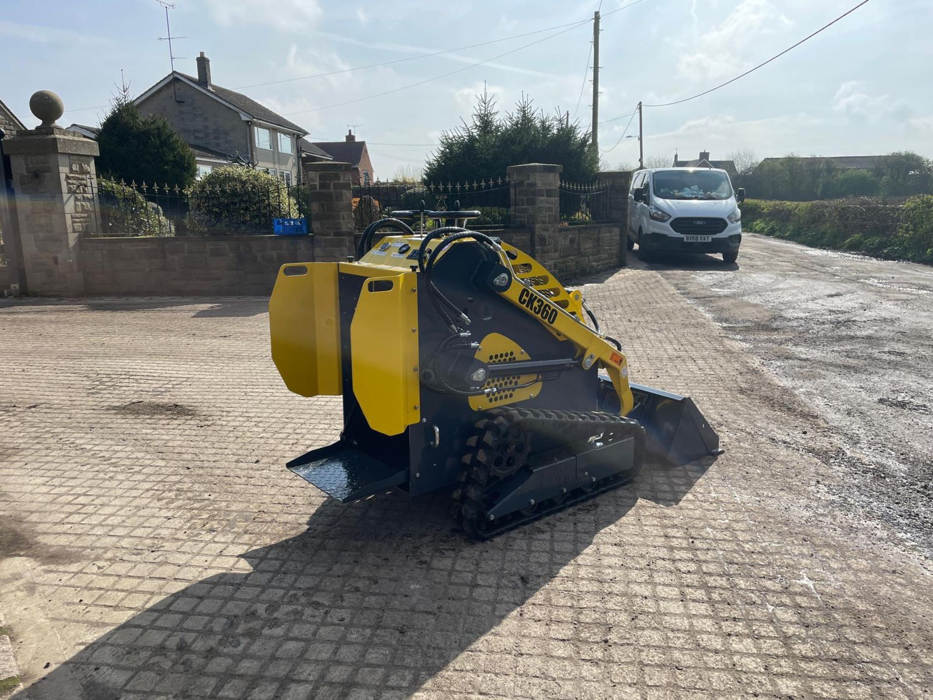 NEW/UNUSED 2024 CAPTOK CK360 COMPACT TRACKED SKIDSTEER LOADER *PLUS VAT* - Image 4 of 16