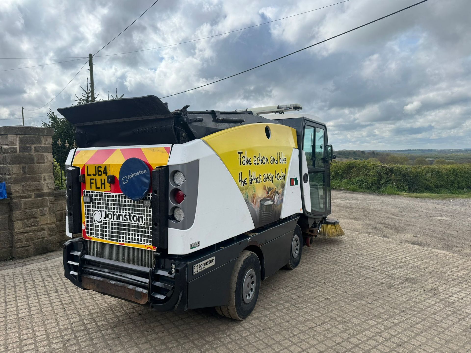 64/2014 JOHNSTON C201 ROAD SWEEPER *PLUS VAT* - Bild 5 aus 10