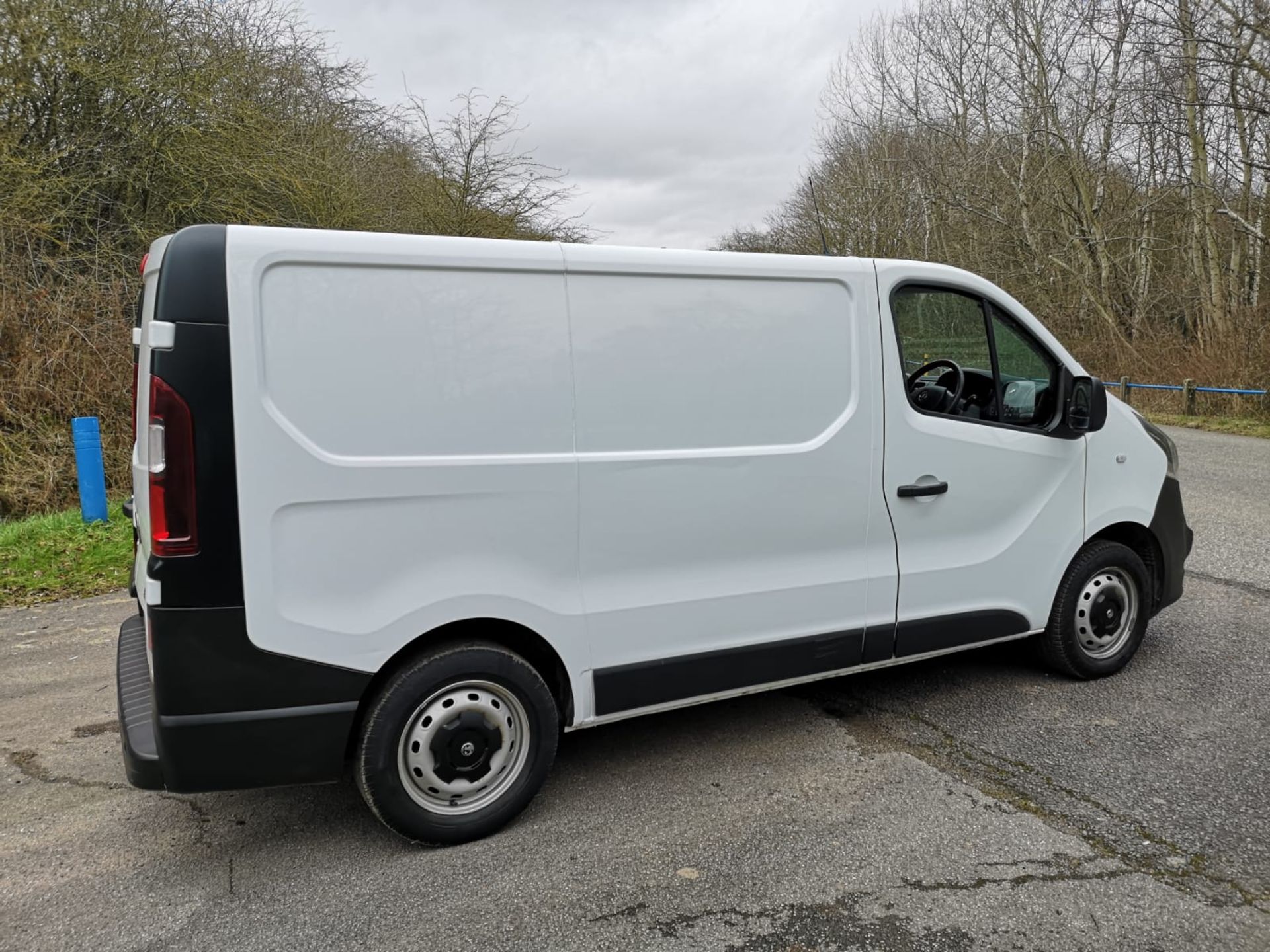 2019 VAUXHALL VIVARO 2900 BITURBO CDTI S/S WHITE PANEL VAN *NO VAT* - Image 5 of 12