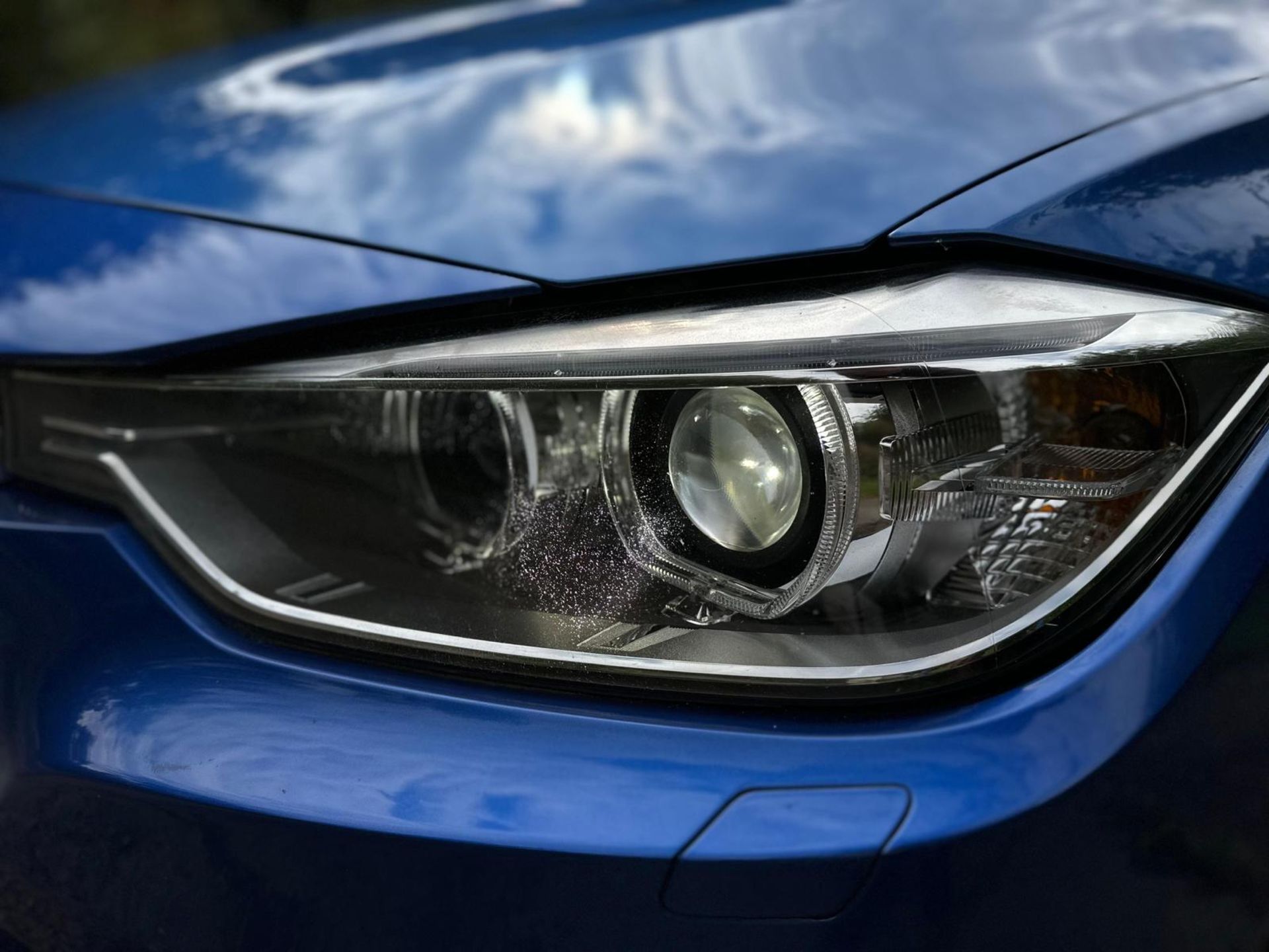 2013 BMW 318D M SPORT BLUE SALOON *NO VAT* - Image 12 of 30