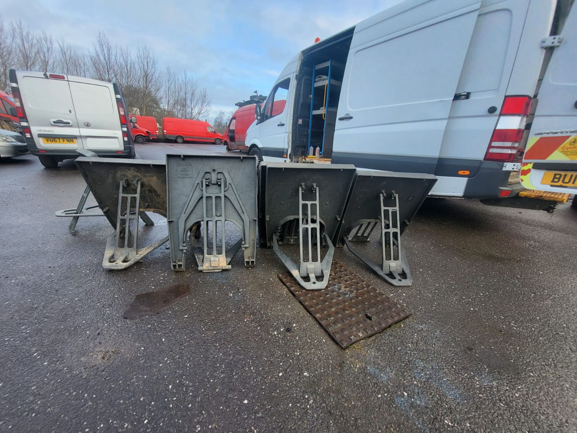 Joblot of Assorted Roadwork Equiptment and Signage *NO VAT* - Image 8 of 24
