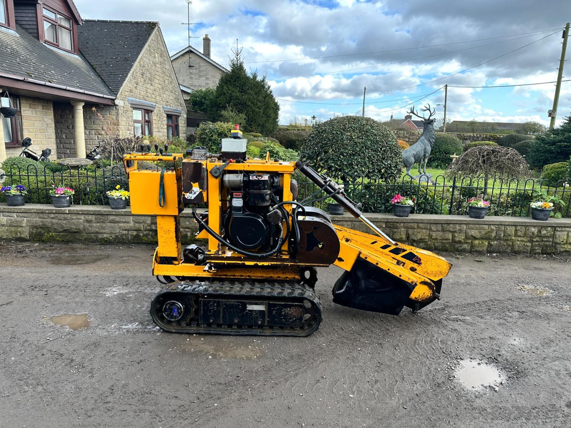 PREDATOR R28T DIESEL TRACKED STUMP GRINDER *PLUS VAT* - Image 2 of 16