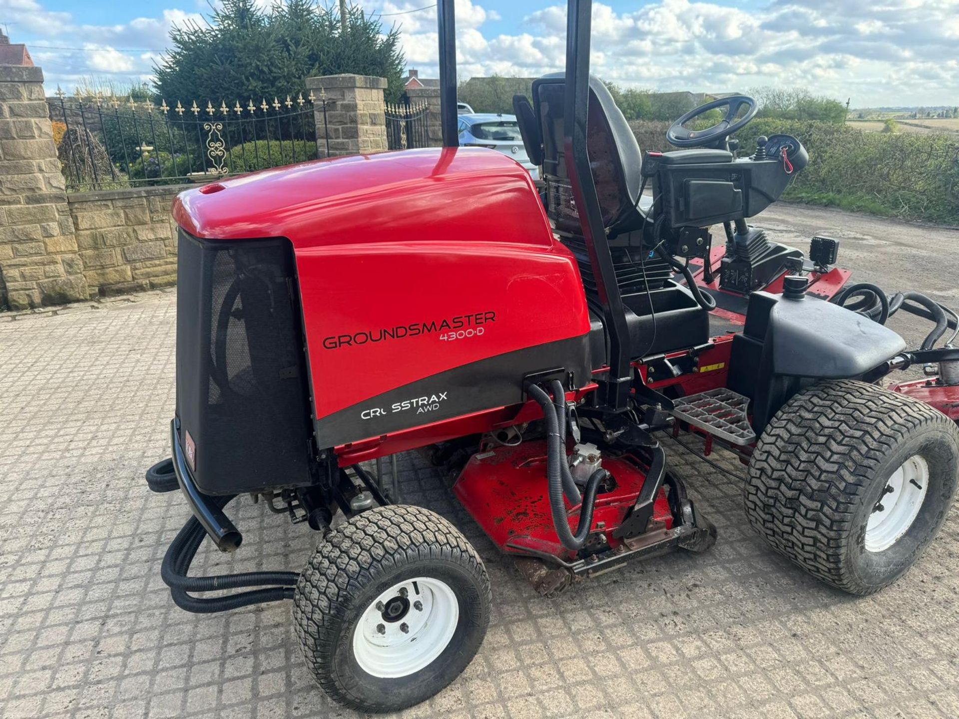 TORO 4300-D POD MOWER RIDE ON LAWN MOWER *PLUS VAT* - Bild 11 aus 18