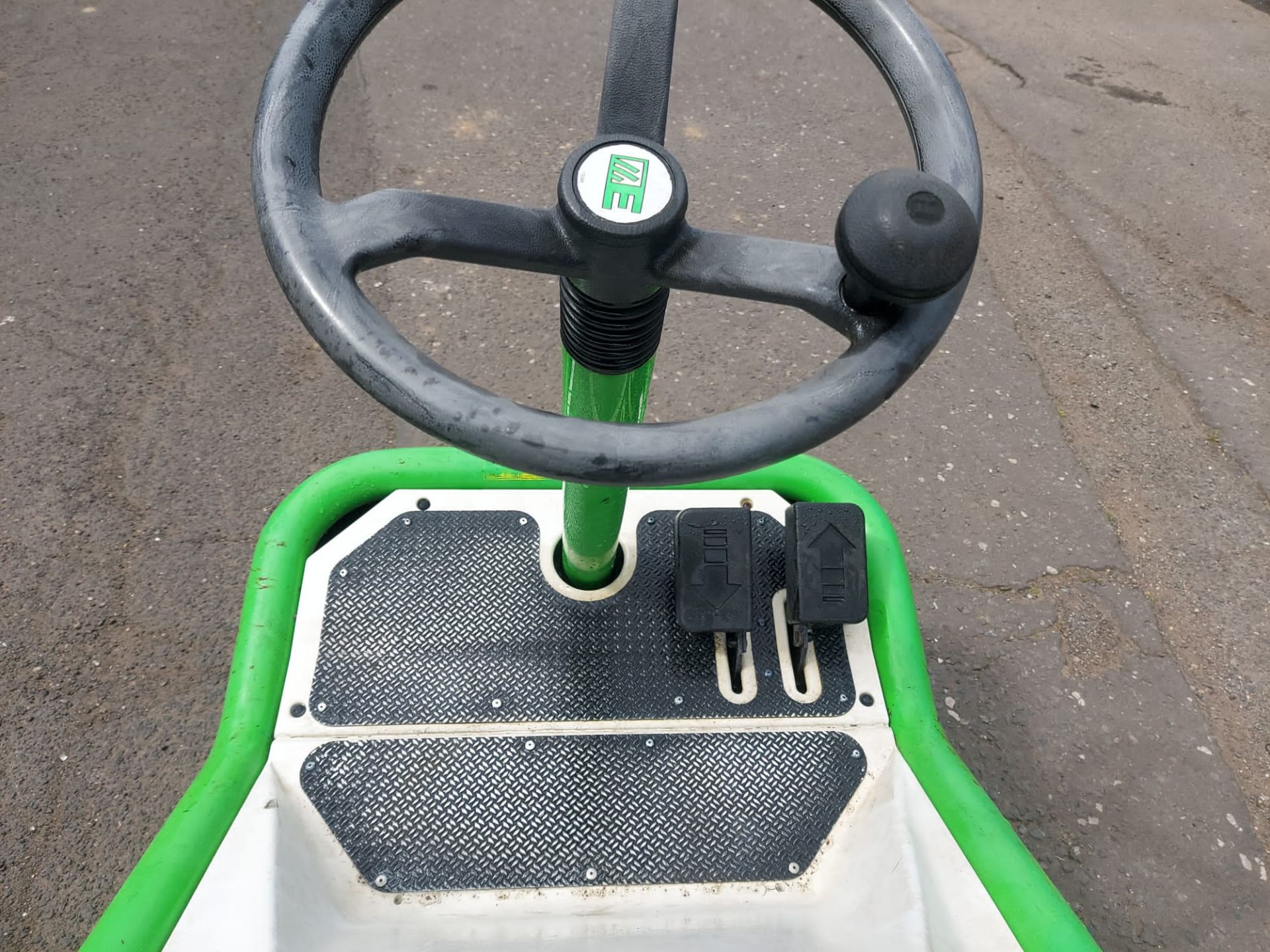 ETESIA PROFESSIONAL HYDRO 80* RIDE ON MOWER *PLUS VAT* - Image 6 of 6