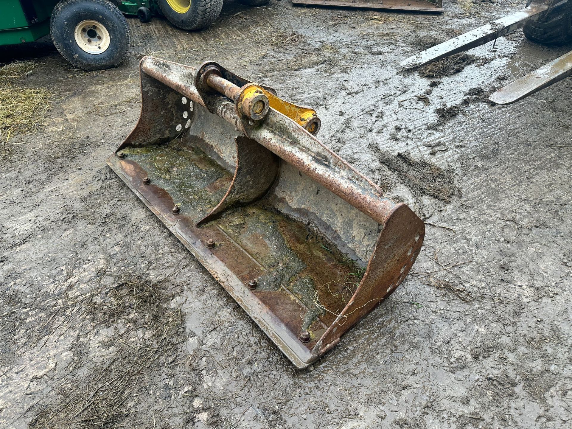 60” STRICKLAND 45MM DITCHING BUCKET - NO RESERVE *PLUS VAT* - Image 2 of 7