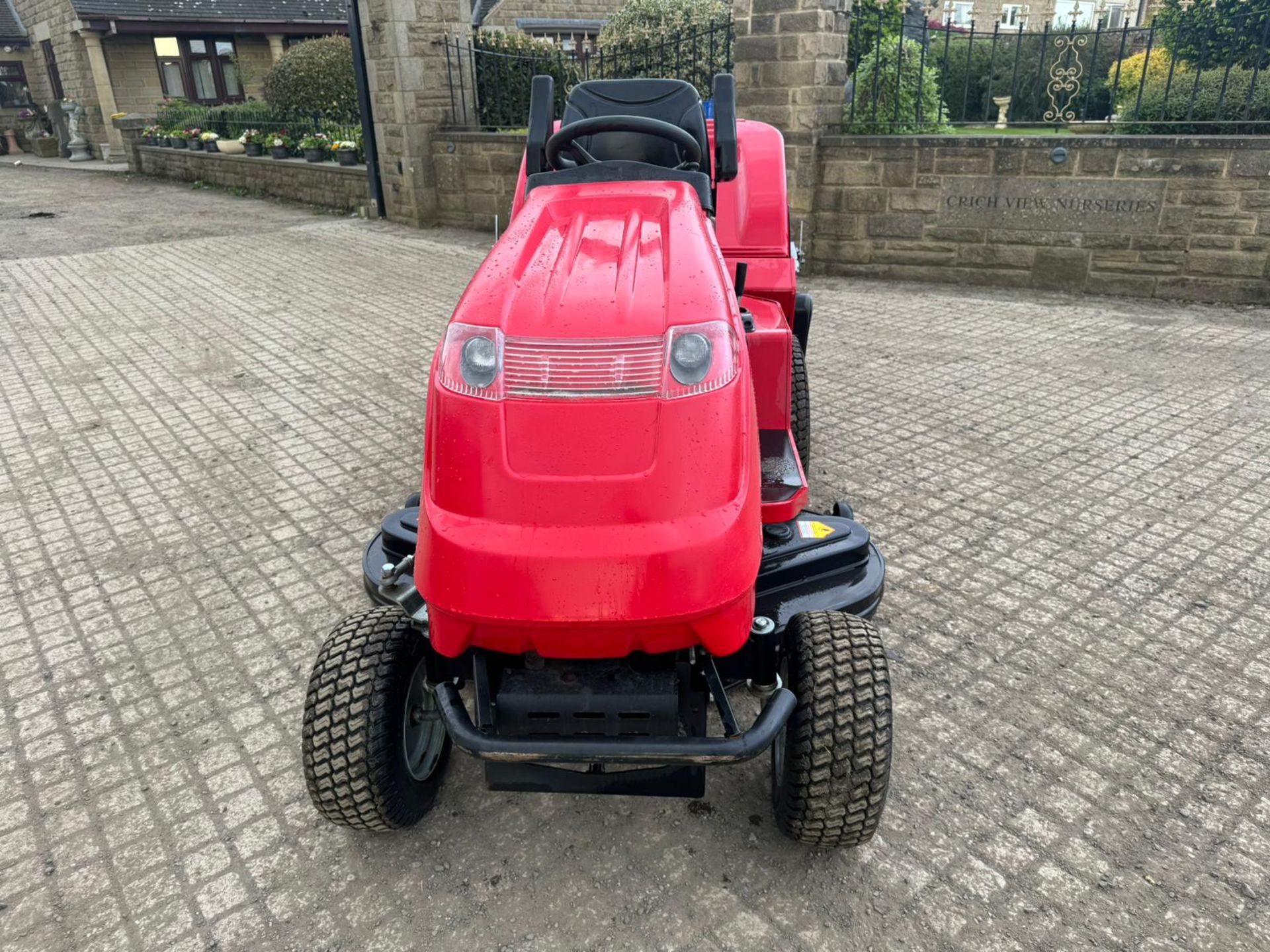 2021 COUNTAX A25-50 RIDE ON LAWN MOWER *NO VAT* - Image 8 of 22