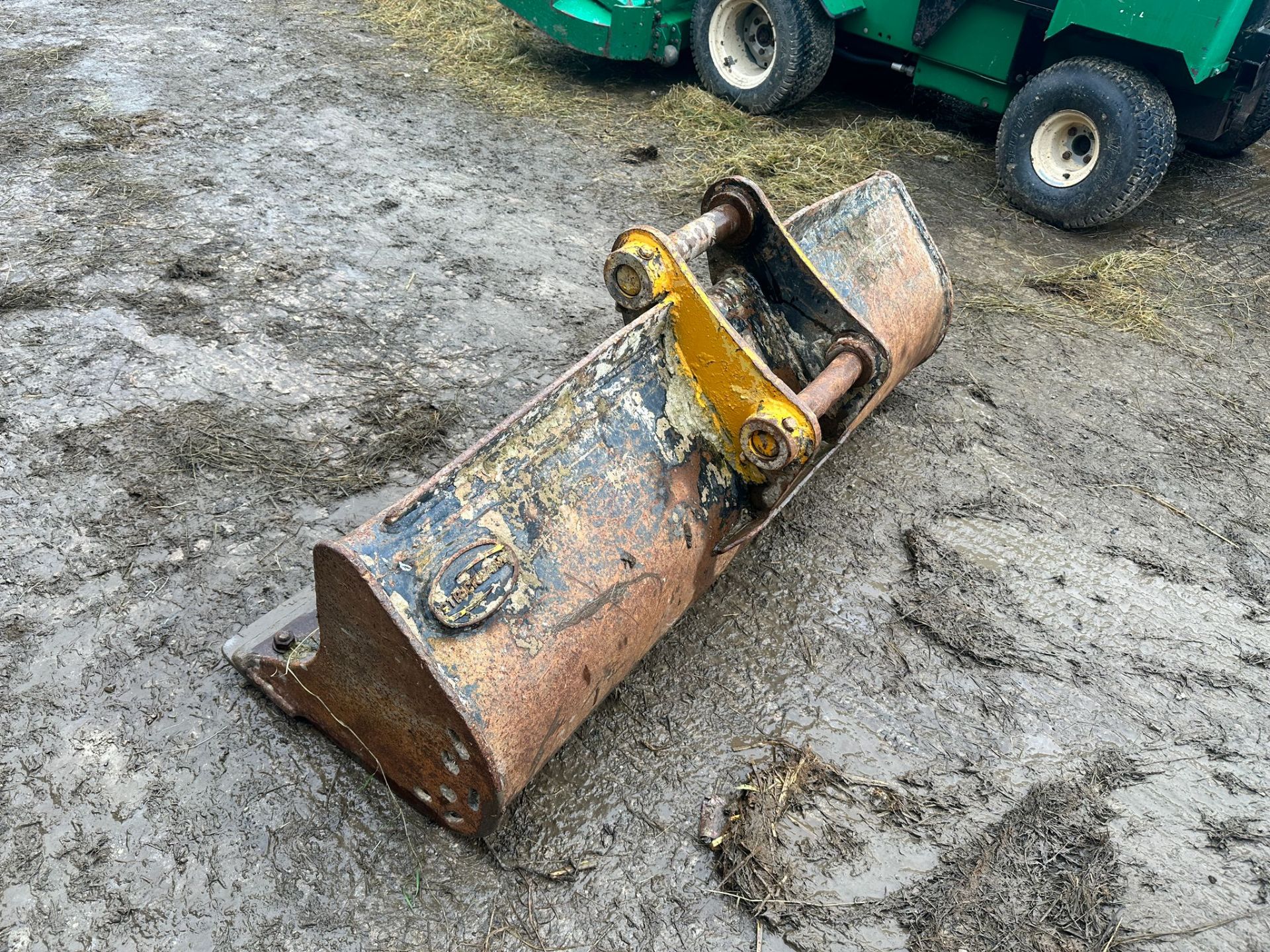 60” STRICKLAND 45MM DITCHING BUCKET - NO RESERVE *PLUS VAT* - Image 6 of 7