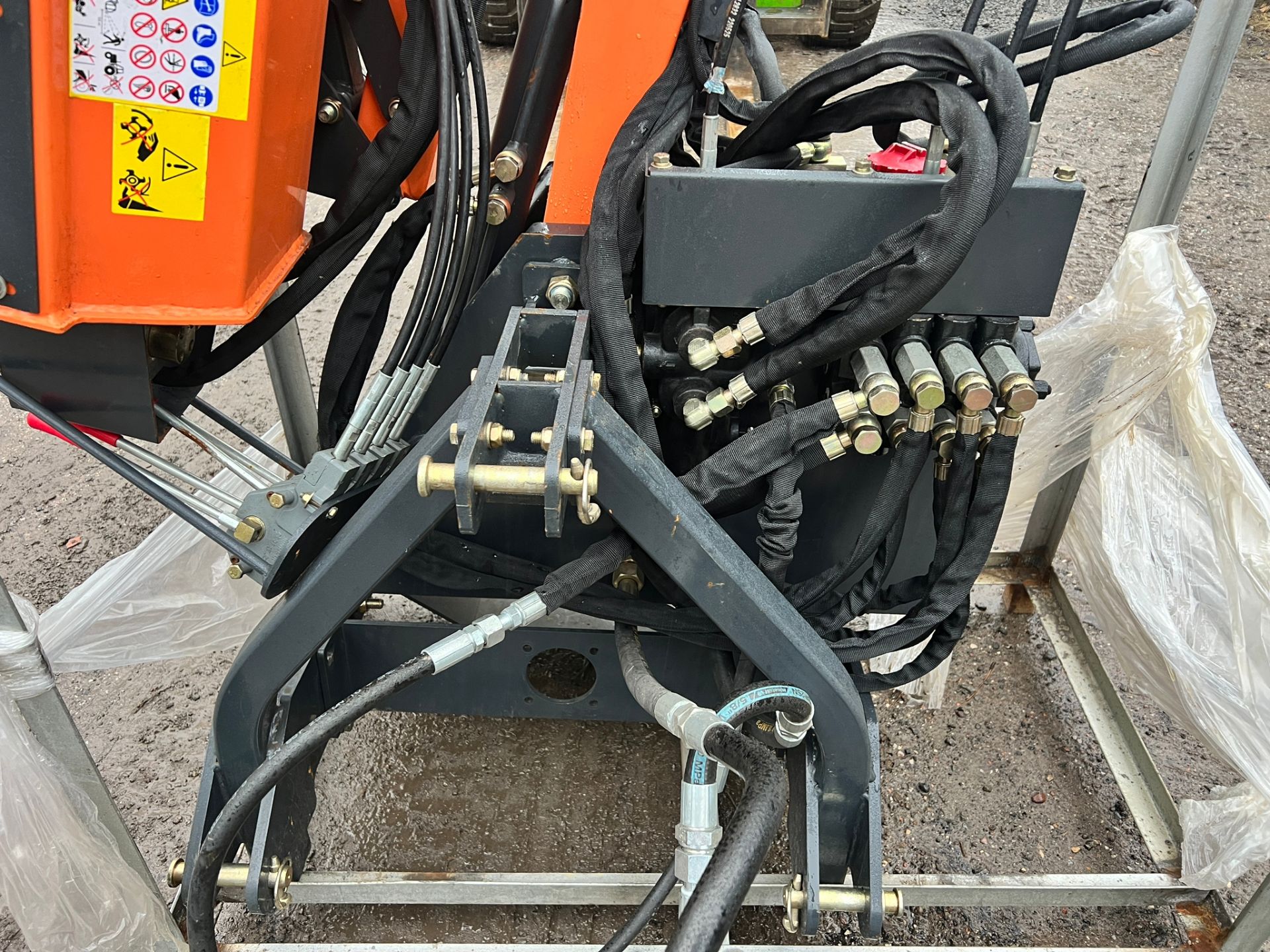 Unused Hardlife AM80 Hedge Cutter *PLUS VAT* - Image 9 of 10