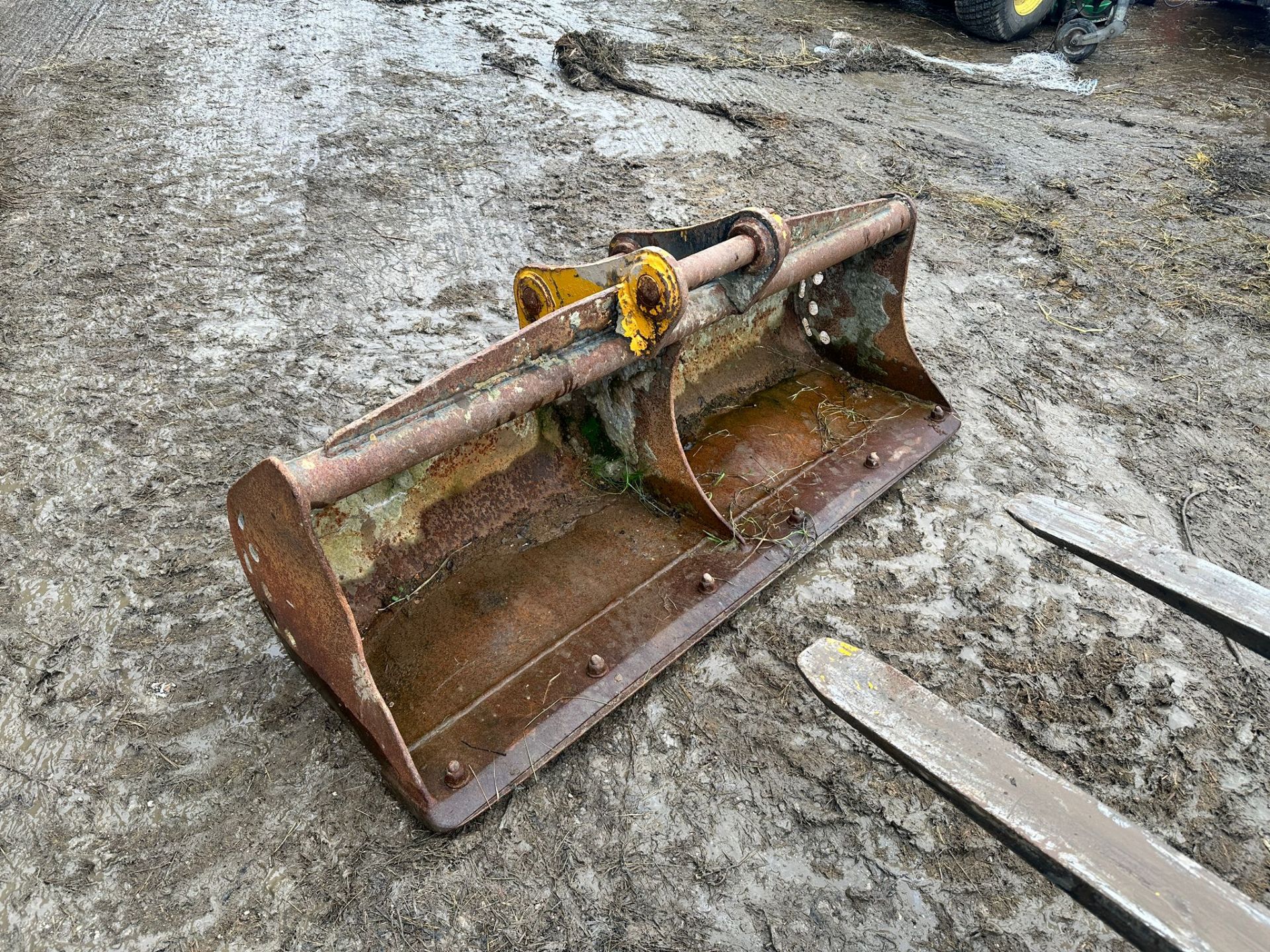 STRICKLAND 50MM DITCHING BUCKET - NO RESERVE *PLUS VAT*