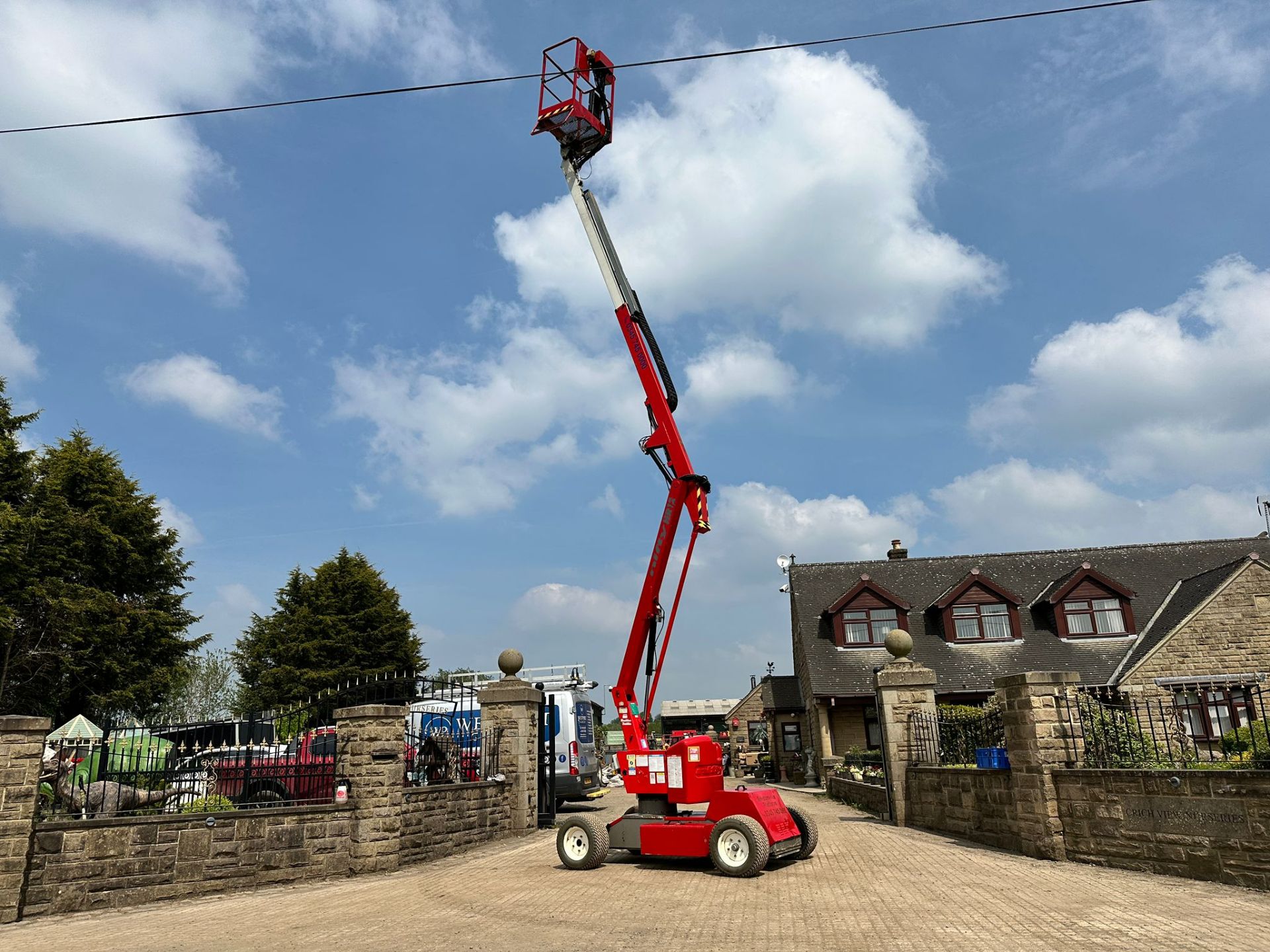 2012 NIFTYLIFT HR12NDE BI-FUEL HEIGHTRIDER 12 BOOM LIFT *PLUS VAT* - Image 7 of 12