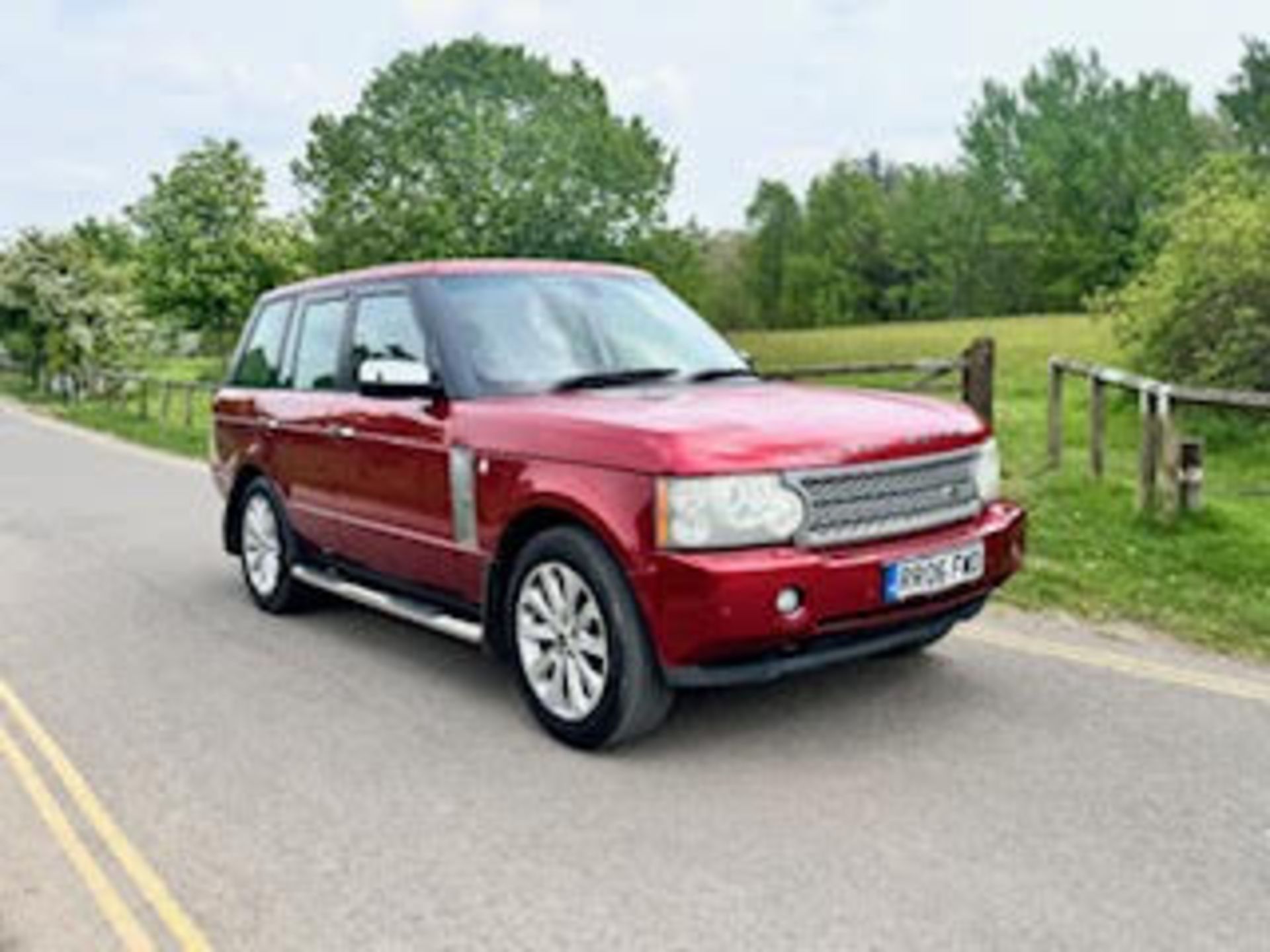 2006 LAND ROVER RANGEROVER TD6 VOGUE AUTO RED SUV ESTATE *NO VAT* - Image 9 of 12