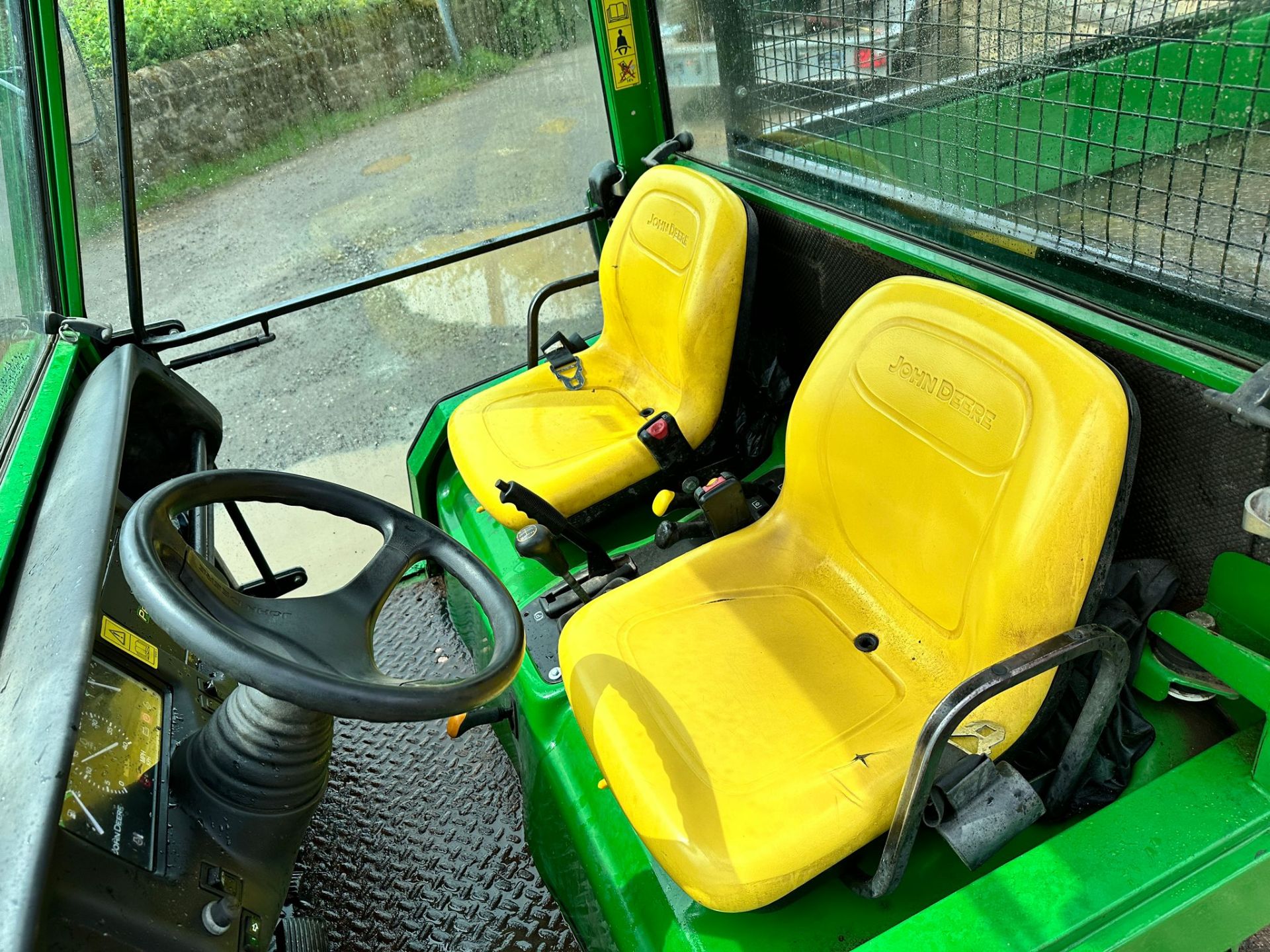 2014 JOHN DEERE 2030A 4WD PRO GATOR *PLUS VAT* - Image 7 of 13