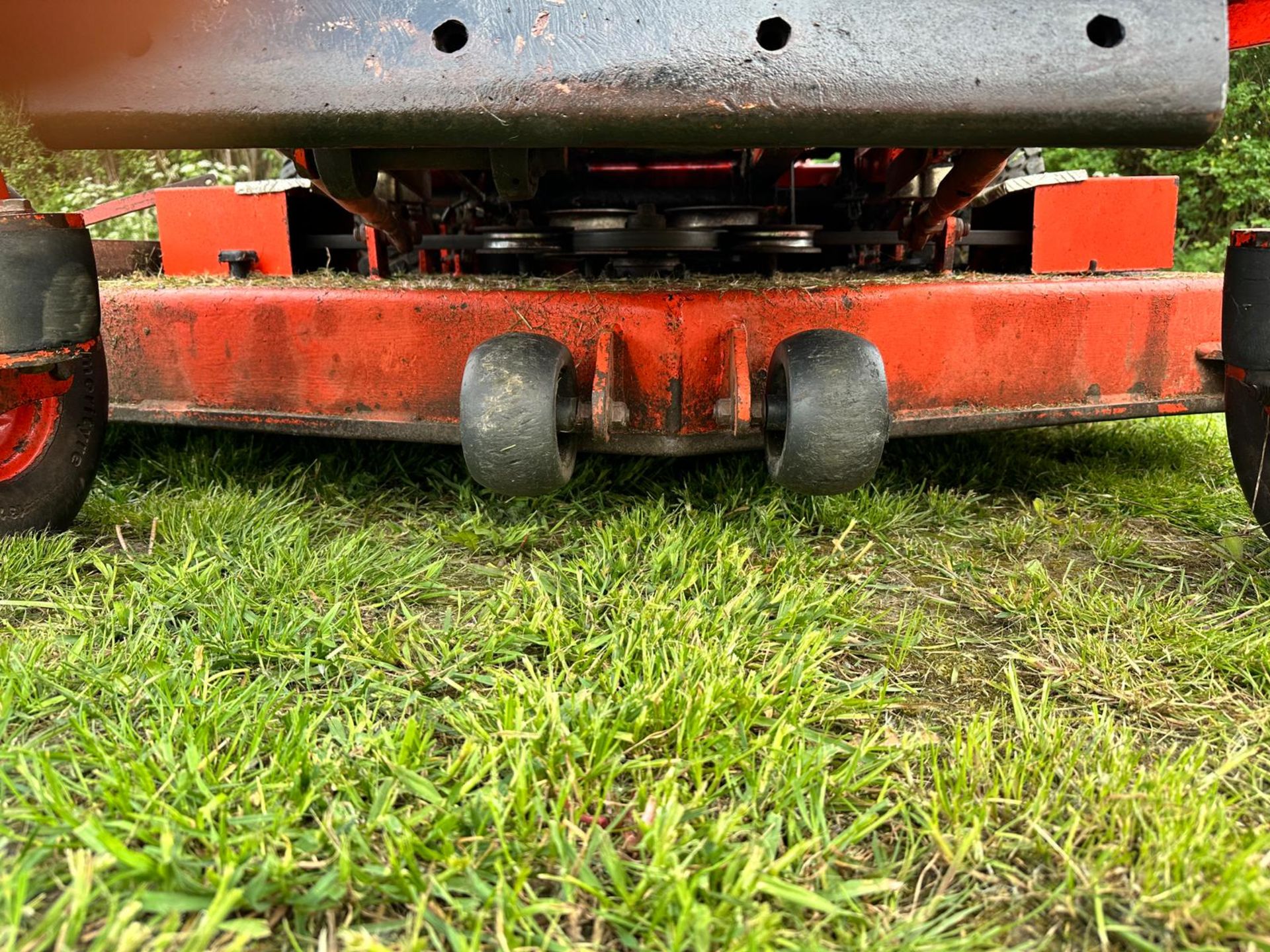 BAD BOY DIESEL 28HP ZERO TURN MOWER *PLUS VAT* - Image 6 of 11