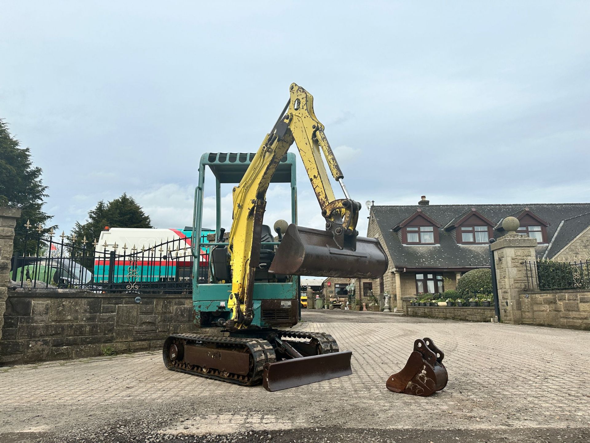 YANMAR B15-3 MINI EXCAVATOR *PLUS VAT* - Image 3 of 20