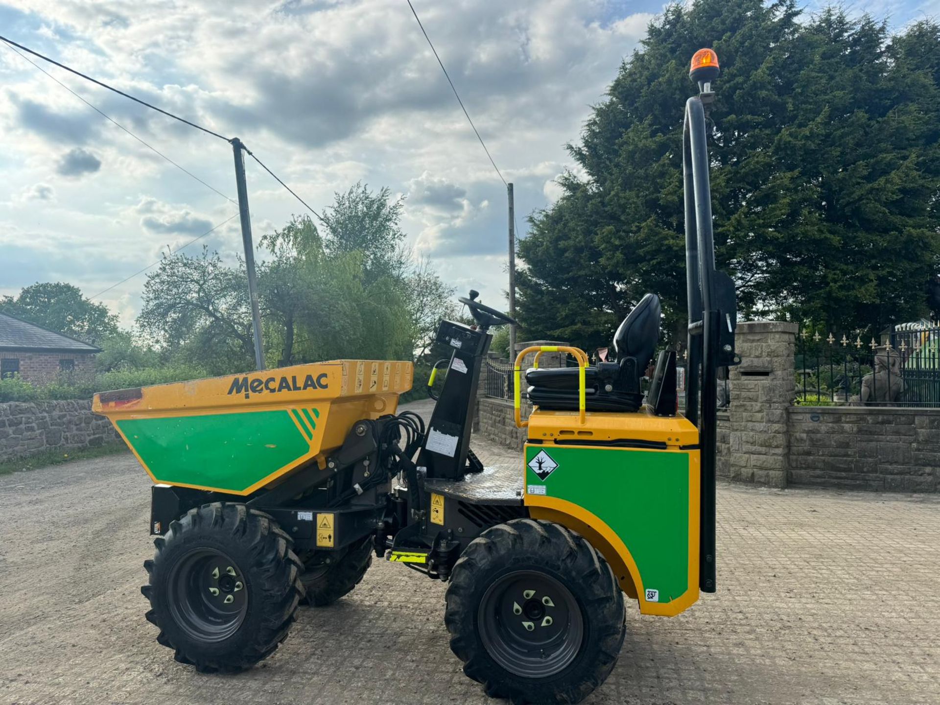 2018 MECALAC TA1EH 1 TON HIGH TIP DUMPER *PLUS VAT* - Image 5 of 13