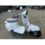 ELECTRARIDE WHITE ELECTRIC SCOOTER *PLUS VAT*
