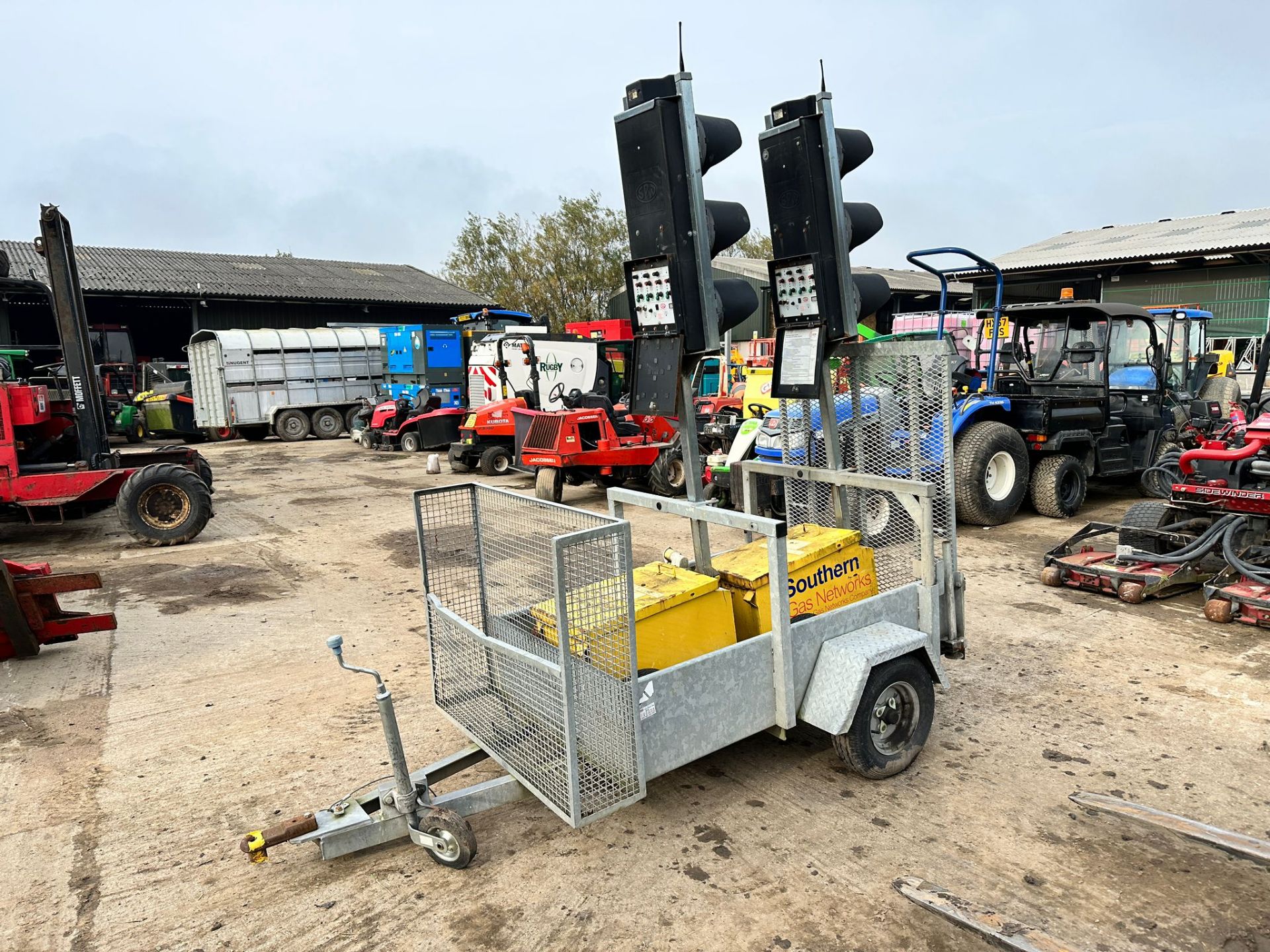 SINGLE AXLE TRAILER WITH SPW TRAFFIC LIGHTS *PLUS VAT* - Bild 5 aus 13