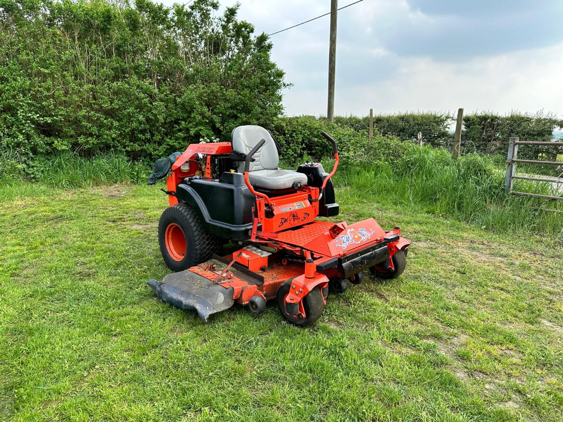 BAD BOY DIESEL 28HP ZERO TURN MOWER *PLUS VAT*