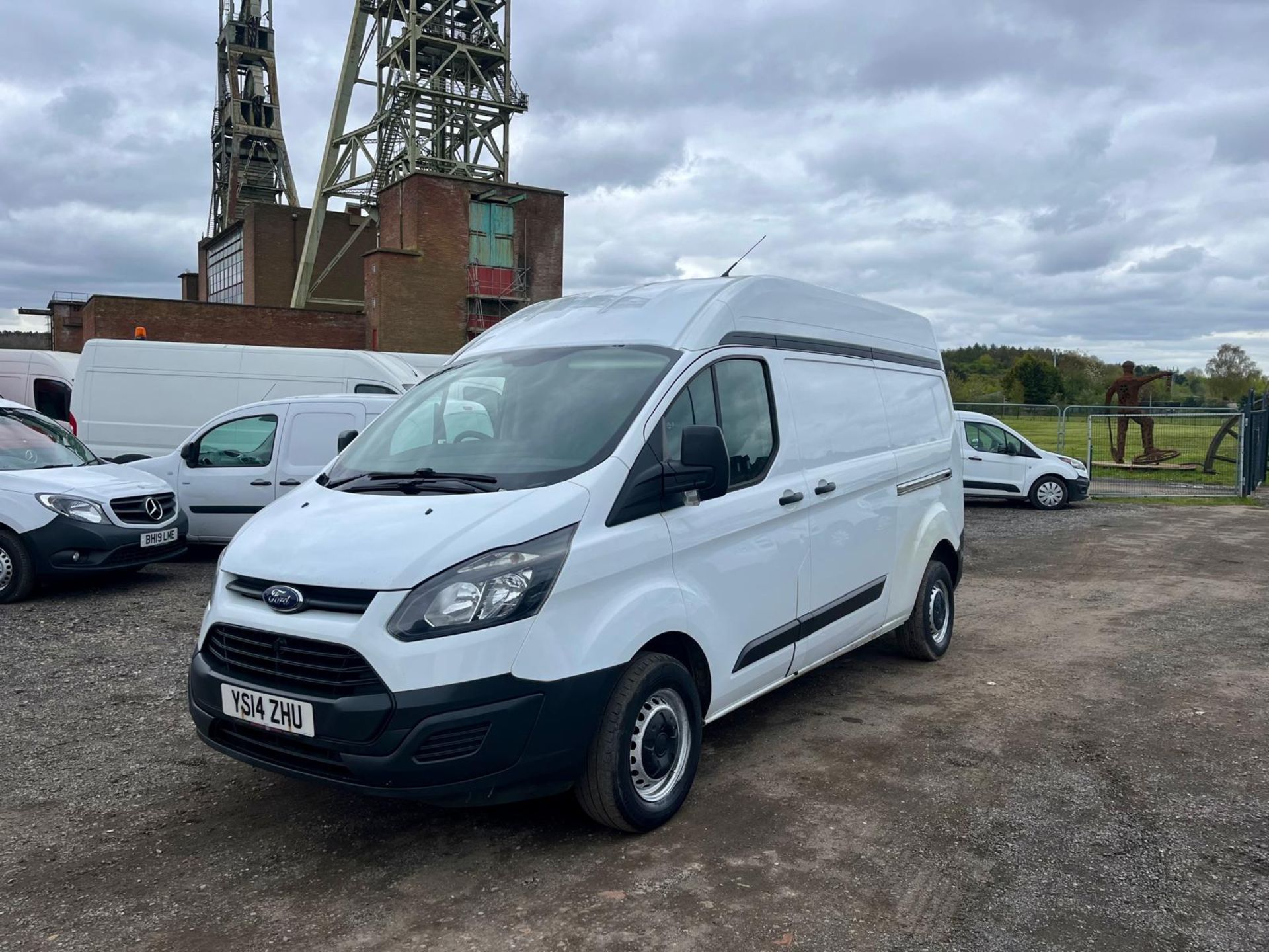 abc-2014-ford-transit-custom-290-eco-tech-white-panel-van-no-vat