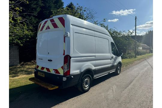 2018 FORD TRANSIT 350 WHITE PANEL VAN *NO VAT* - Image 7 of 17