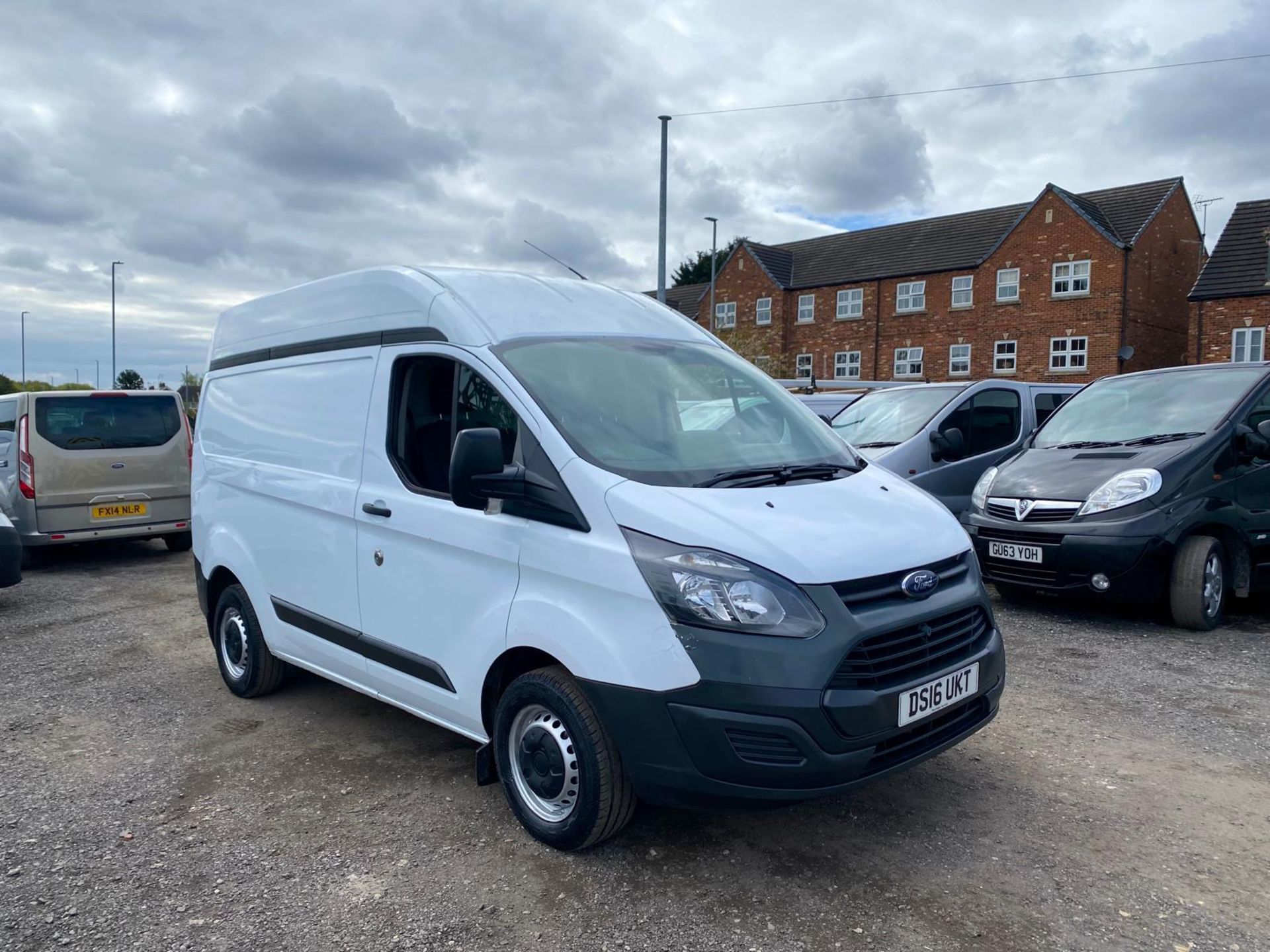 2016 FORD TRANSIT CUSTOM 270 ECO-TECH WHITE PANEL VAN *NO VAT* - Image 2 of 15