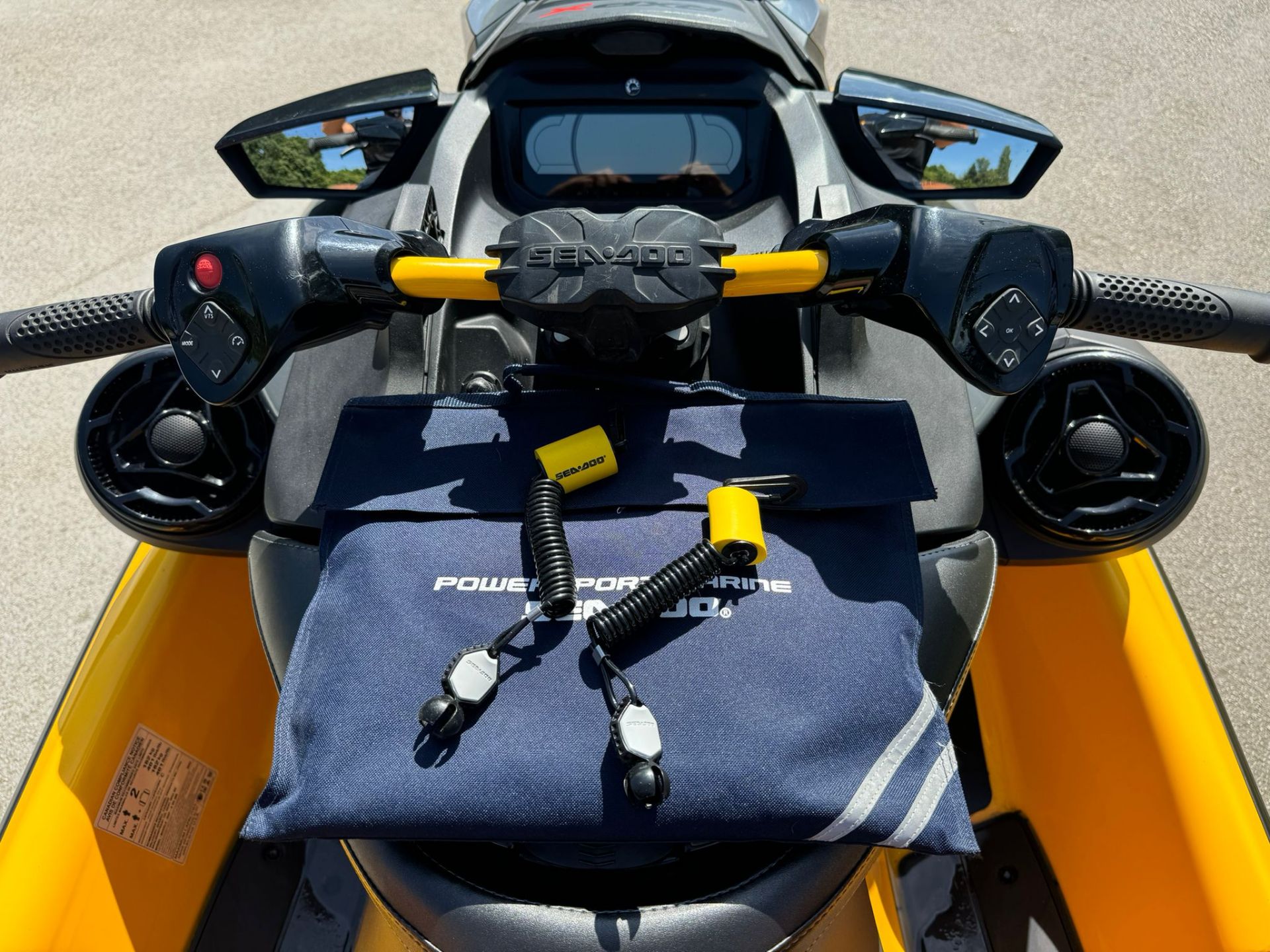 2022 2 Seat ÔPÕ model 300bhp RS Seadoo Waterski *NO VAT* - Image 13 of 25