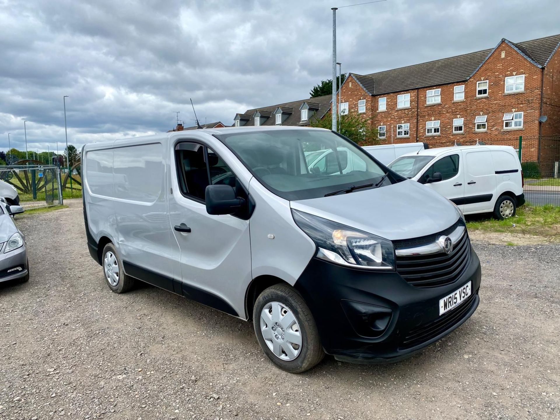 2015 VAUXHALL VIVARO 2700 CDTI ECOFLEX GREY PANEL VAN *NO VAT*