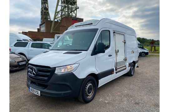 2019/19 REG MERCEDES-BENZ SPRINTER 314 CDI 2.2 DIESEL FRIDGE/FREEZE VAN, SHOWING 1 FORMER KEEPER - Image 1 of 18