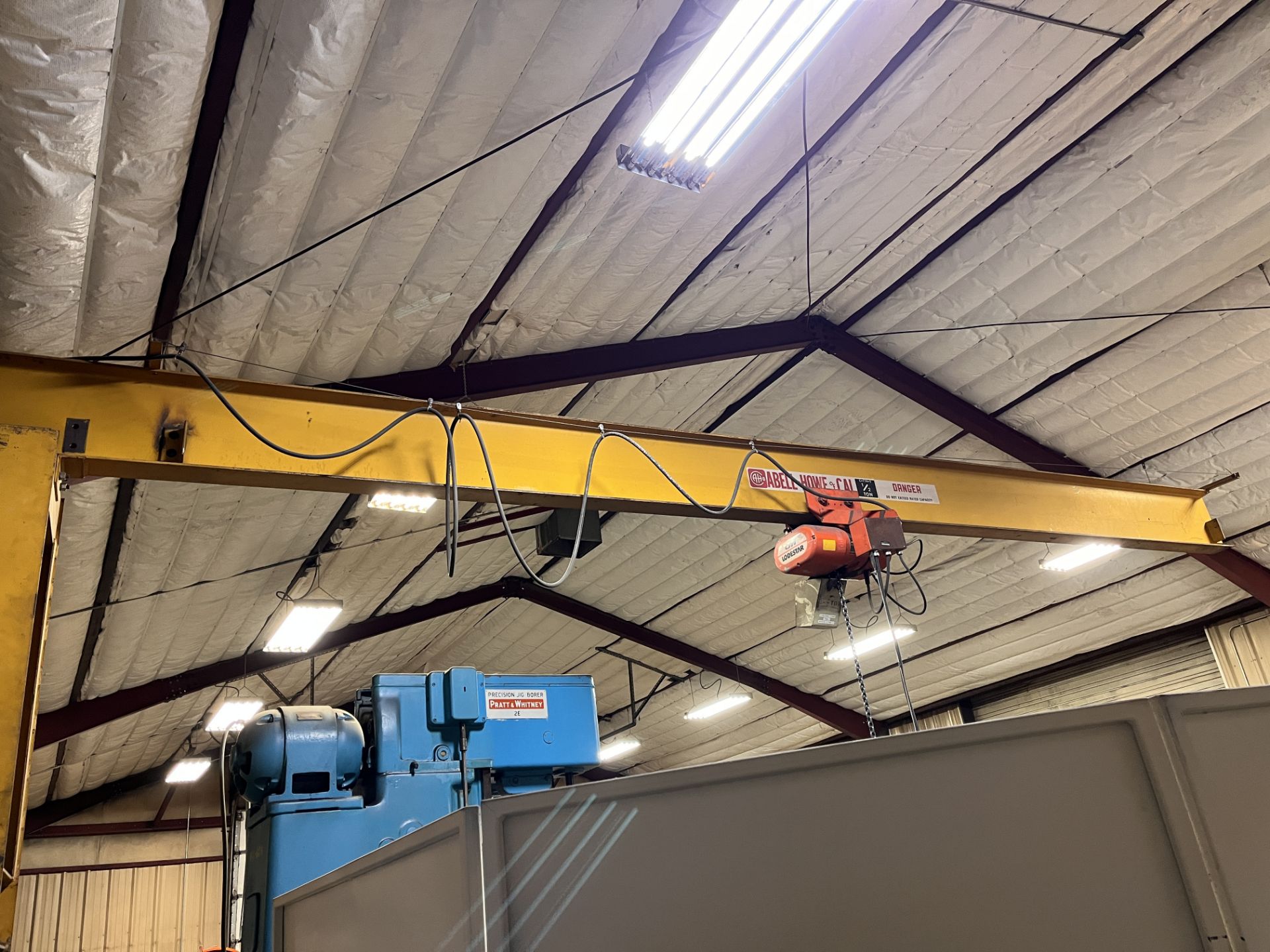 Gibs Crane with 1/2 Ton Electric Hoist - Image 2 of 7