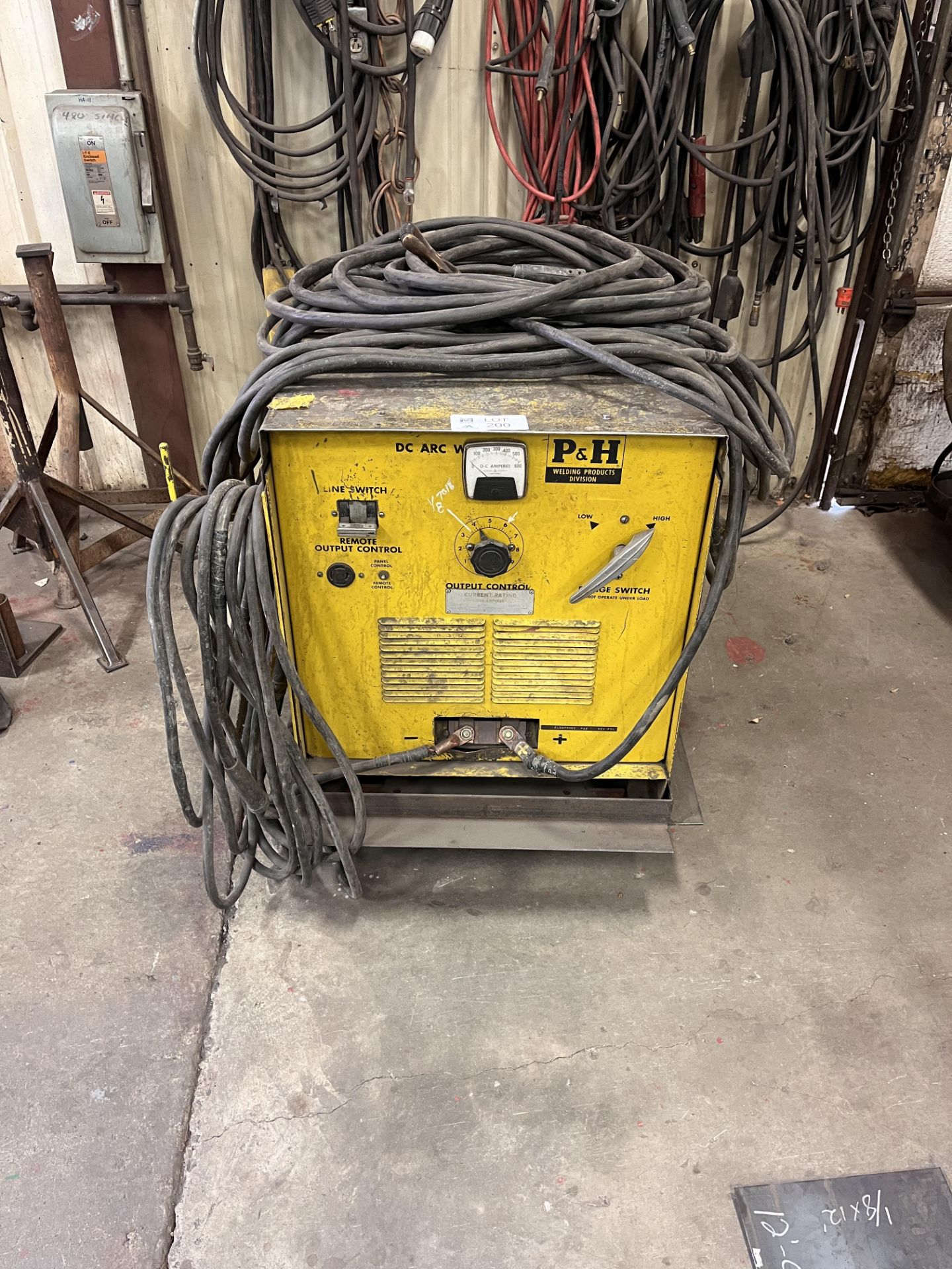 Monarc Model DO-500 Arc Welder