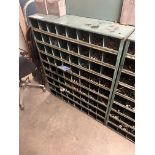 Metal Organizer with bolts