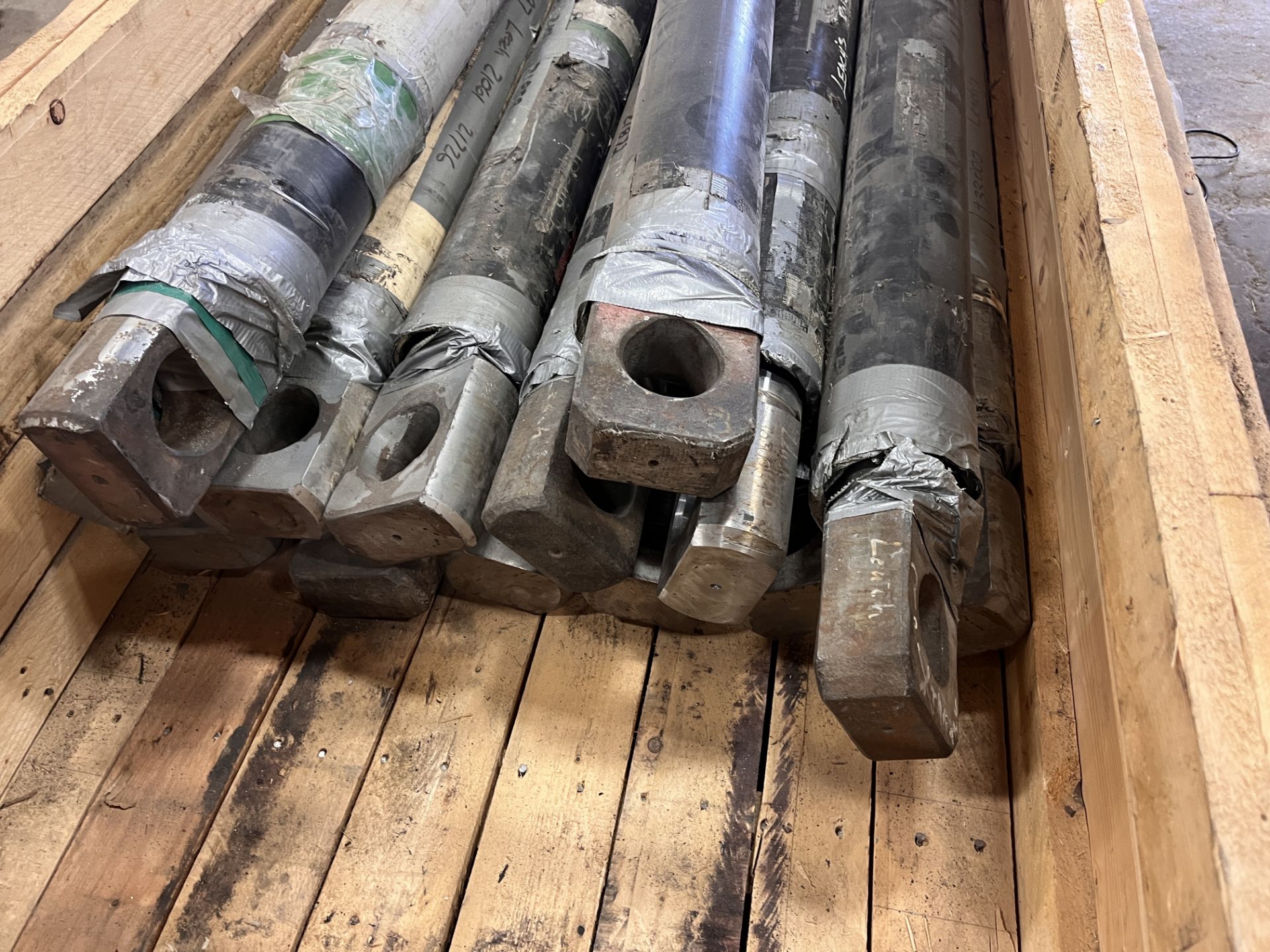 Hydraulic Cylinders - Bild 5 aus 6