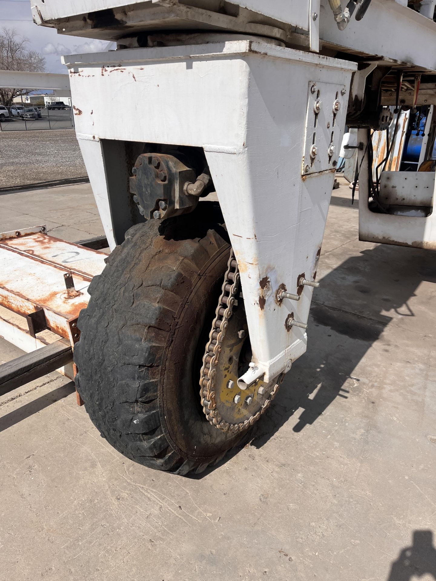Robco 4 Wheel 50,000 lb Diesel Gantry Crane - Bild 2 aus 24