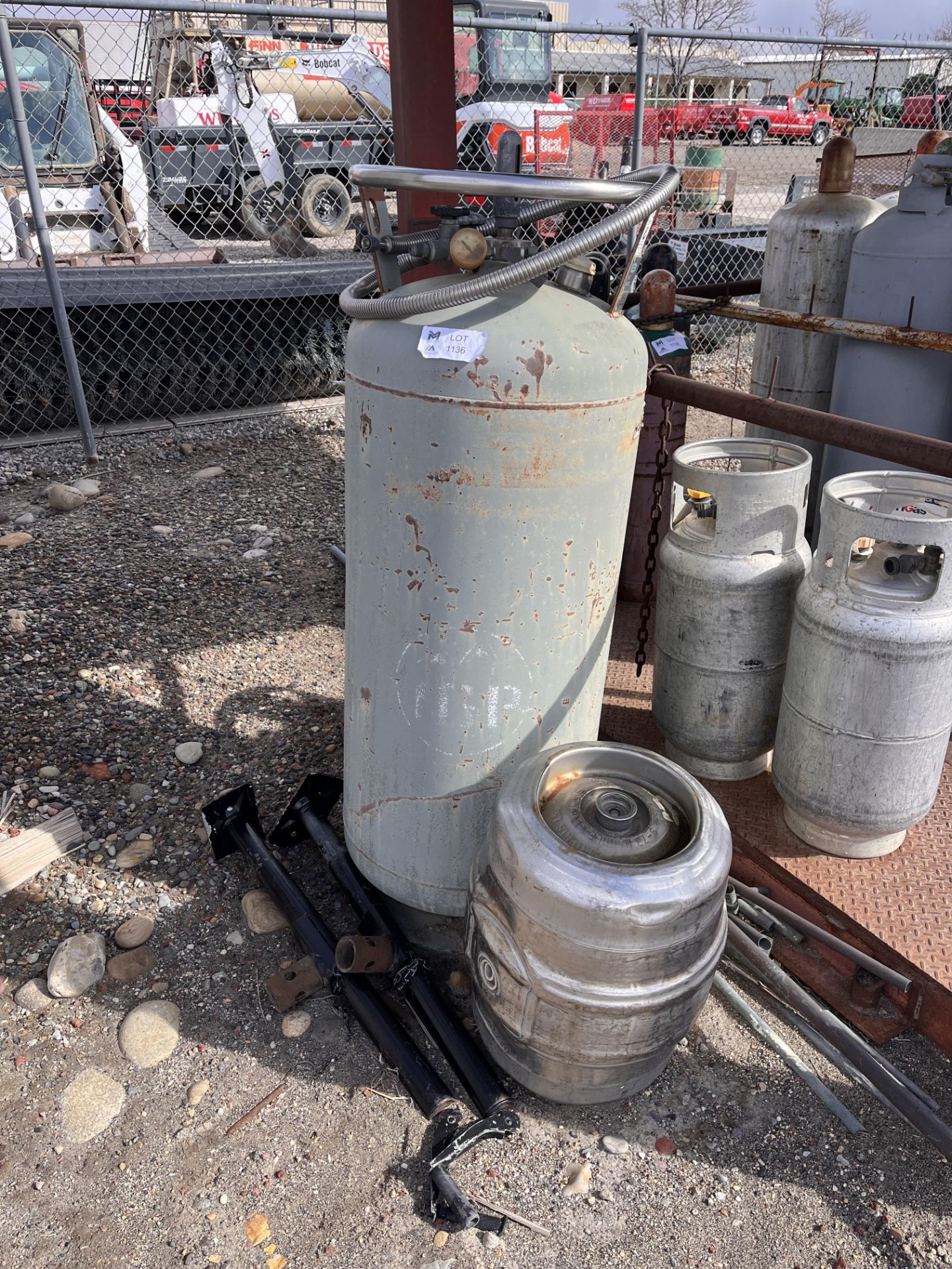 Nitrogen Tank & Keg