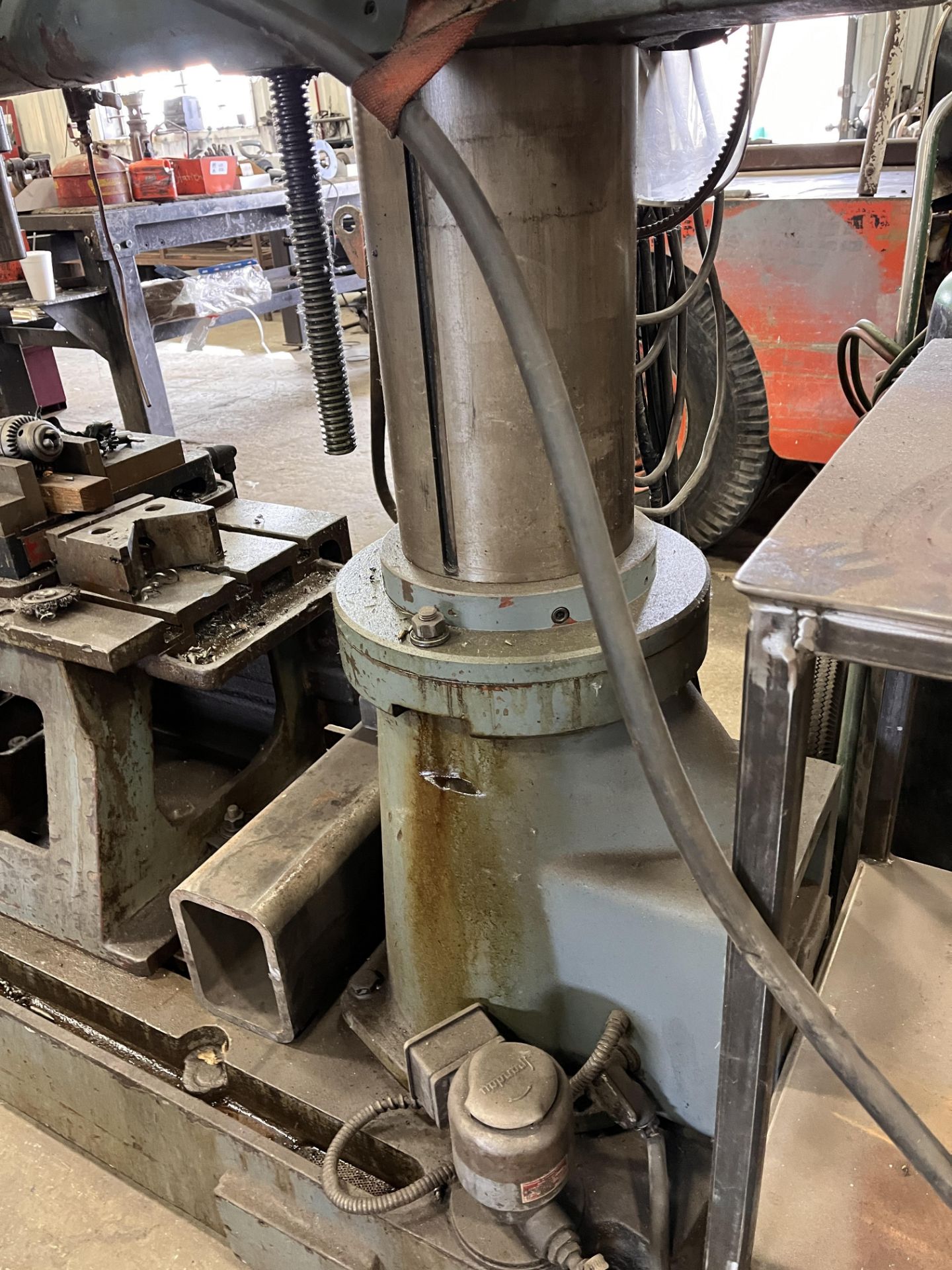 Meuser M35R Radial Arm Drill with Misc Tools - Image 10 of 13