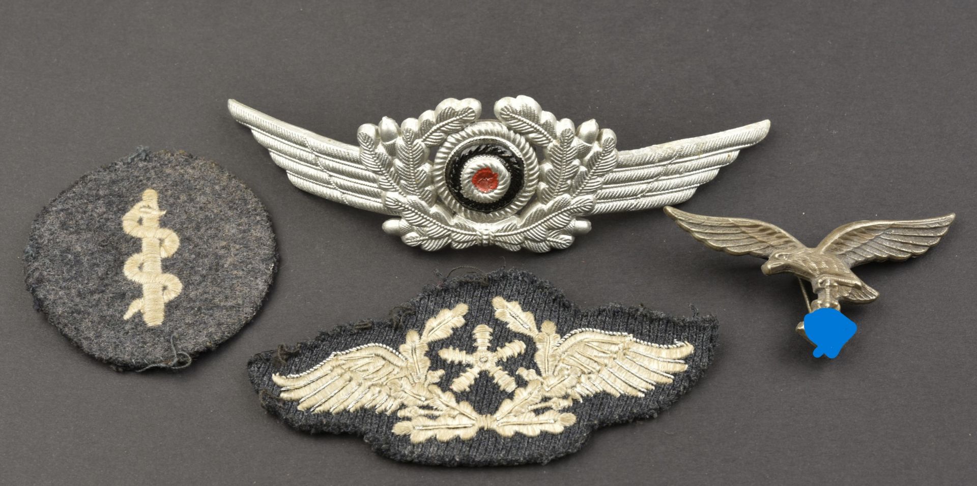 Insignes Luftwaffe. Luftwaffe insignia.