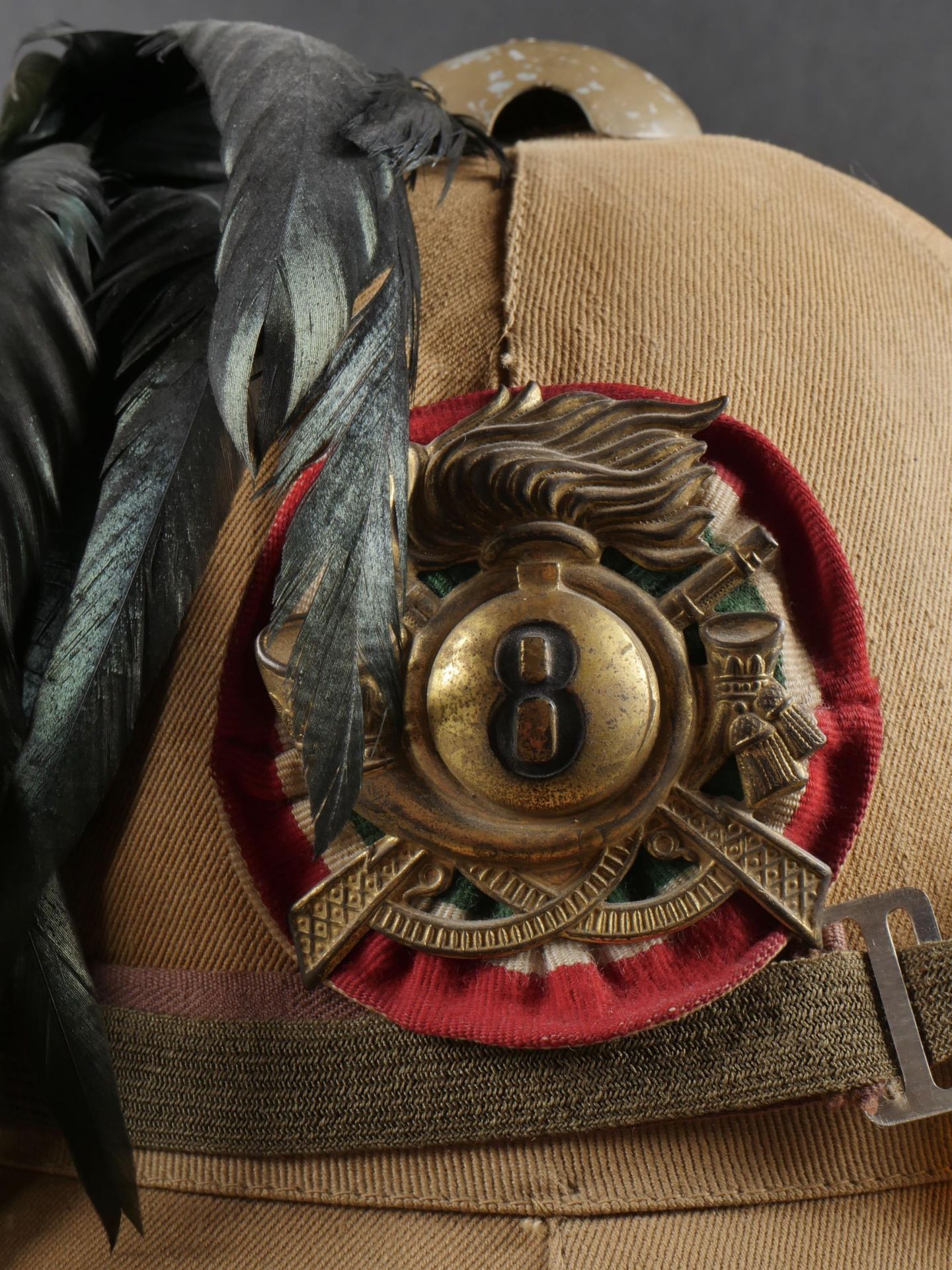 Casque tropicale du 8eme Regiment Bersaglieri. Tropical helmet of the 8th Bersaglieri Regiment. - Bild 2 aus 19
